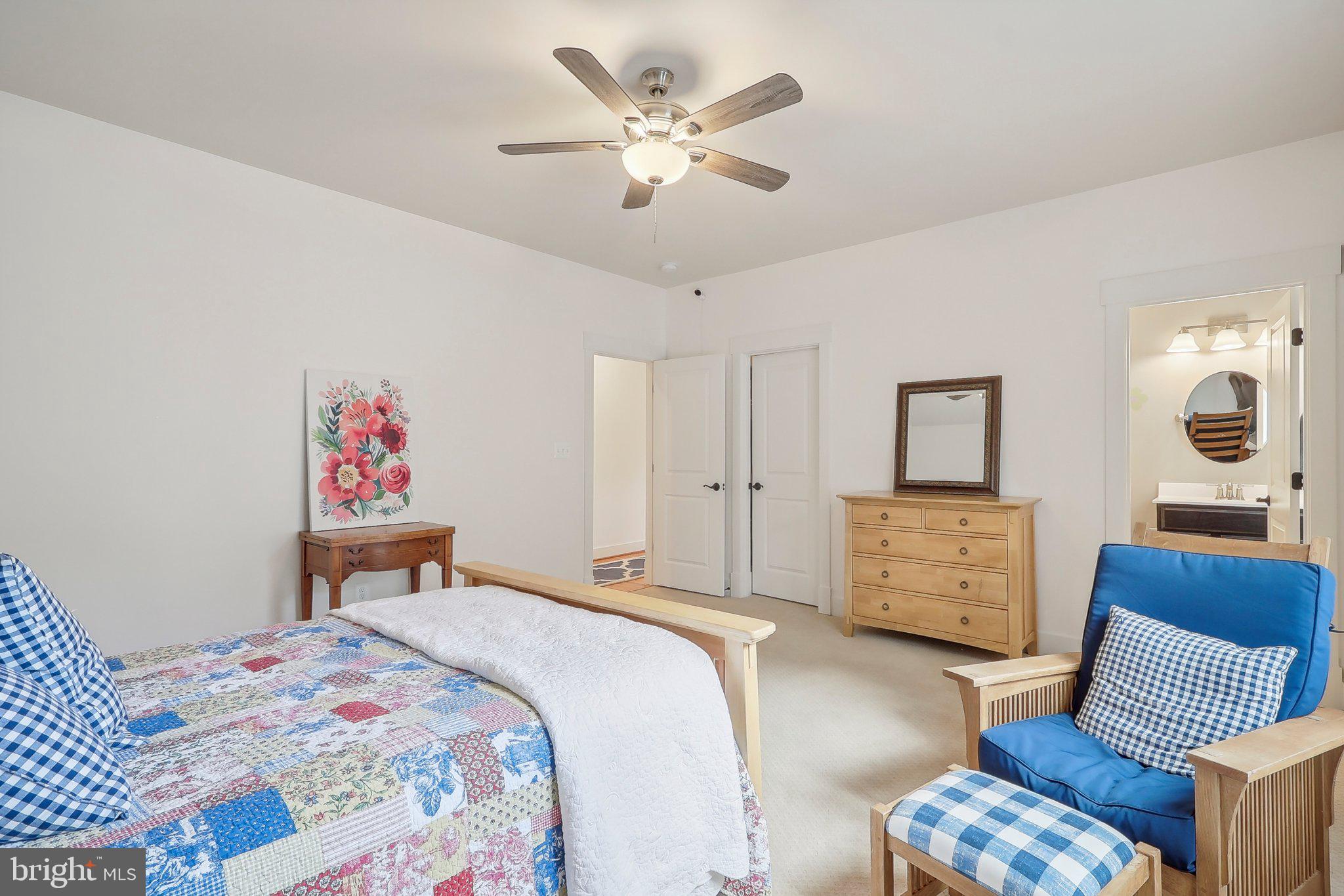 PIMMIT HILLS - Residential