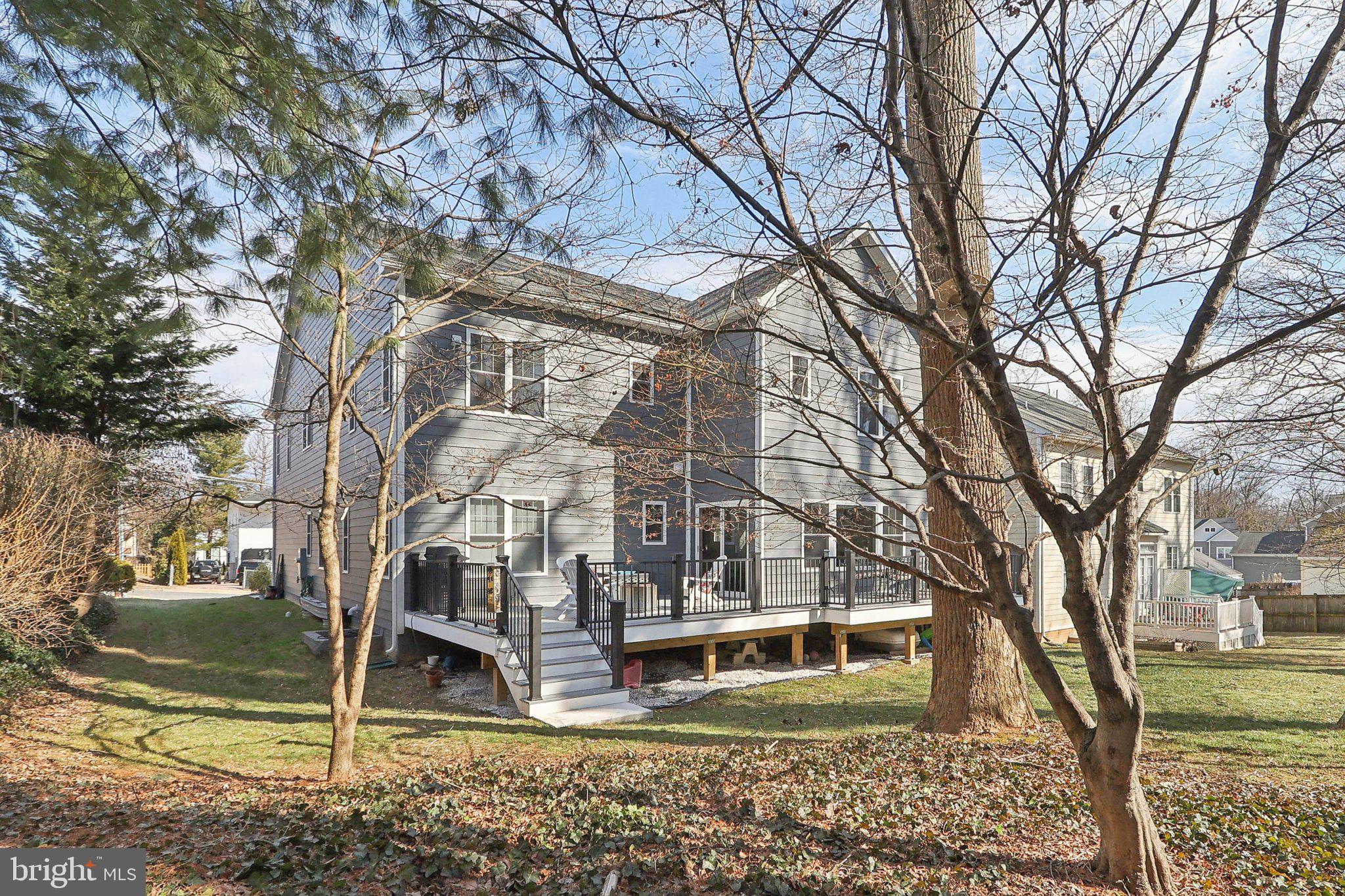 PIMMIT HILLS - Residential