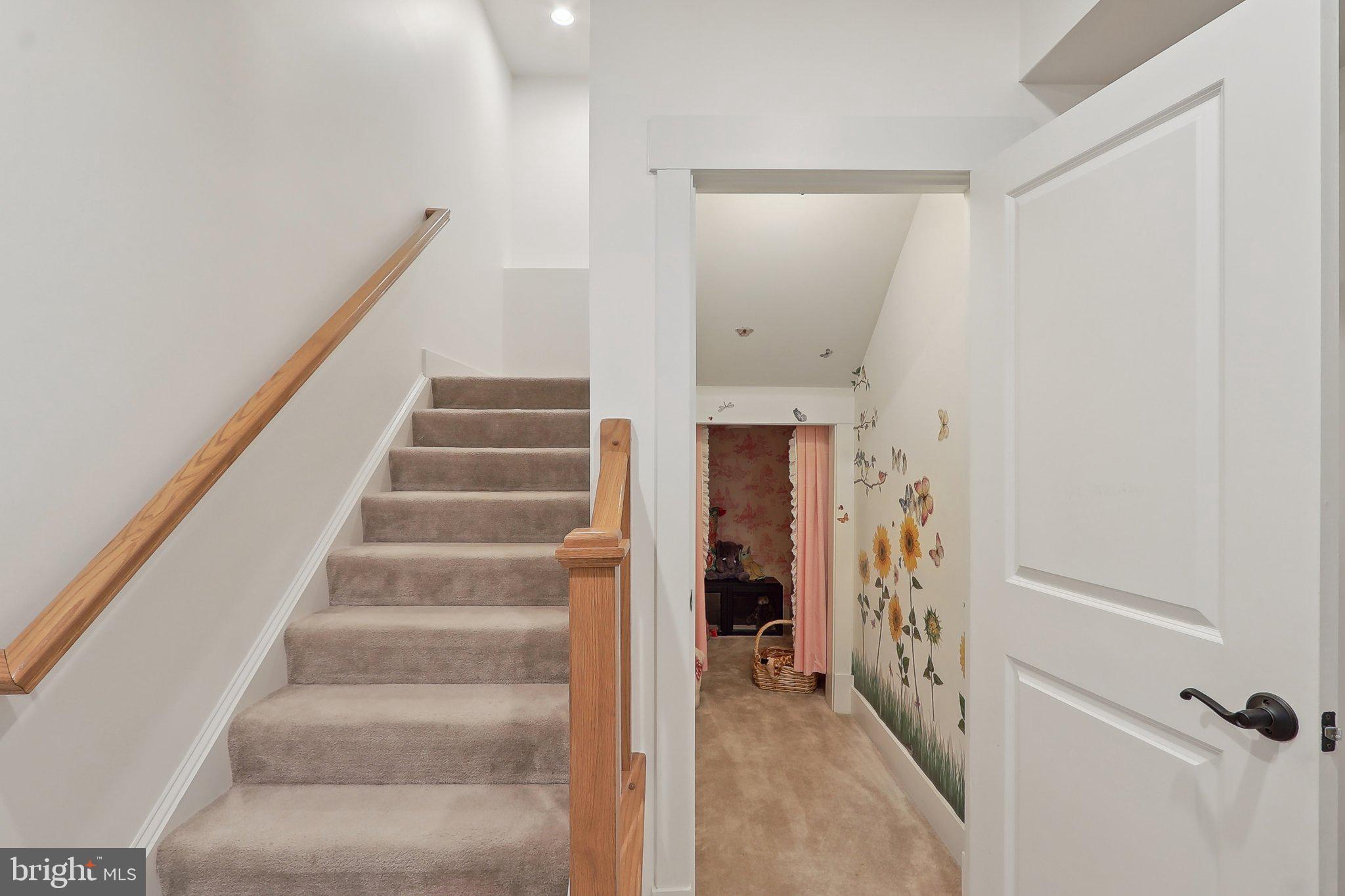 PIMMIT HILLS - Residential