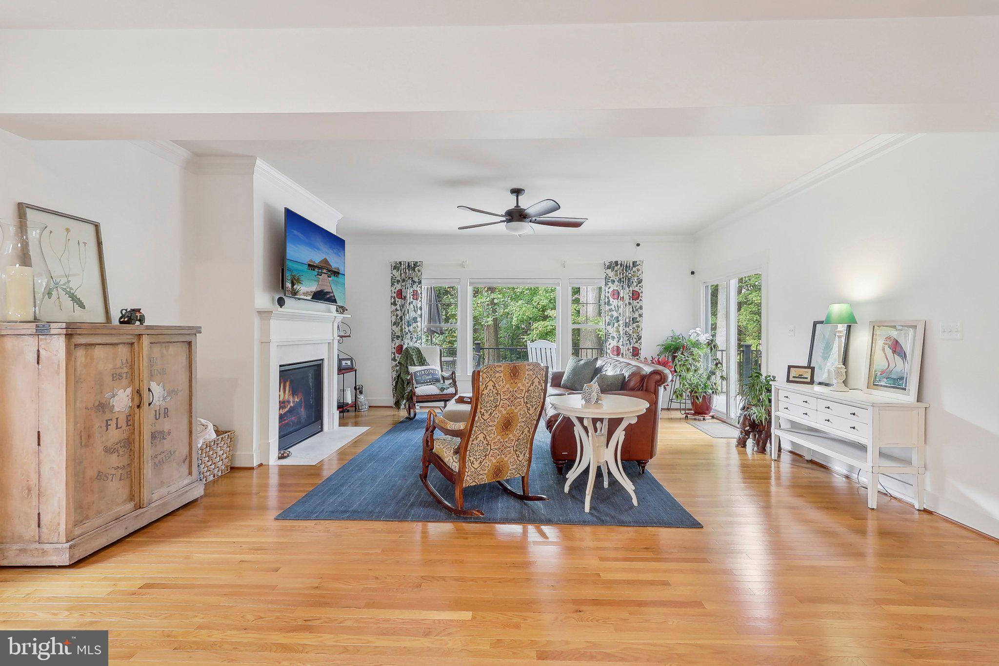 PIMMIT HILLS - Residential