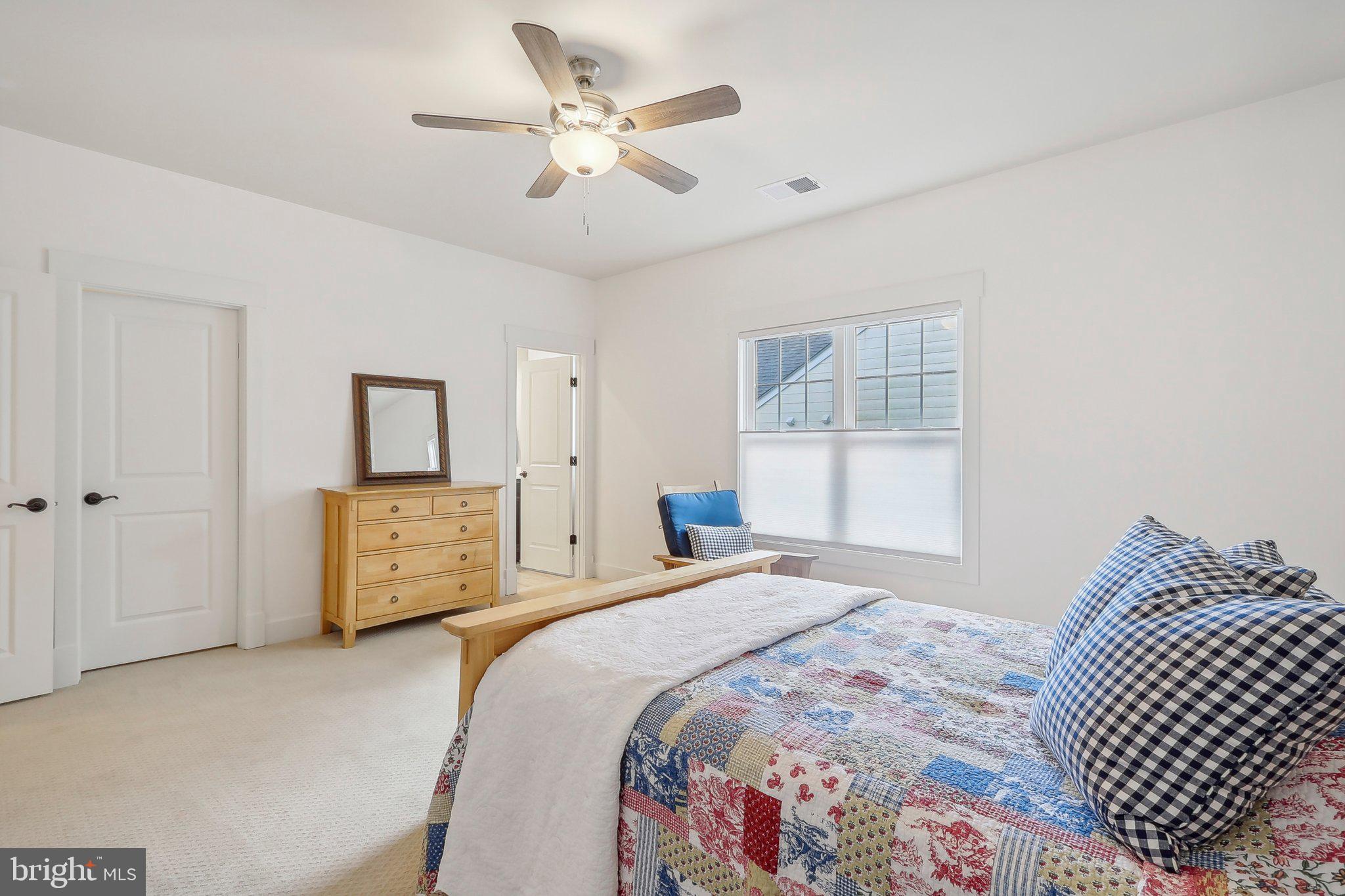 PIMMIT HILLS - Residential