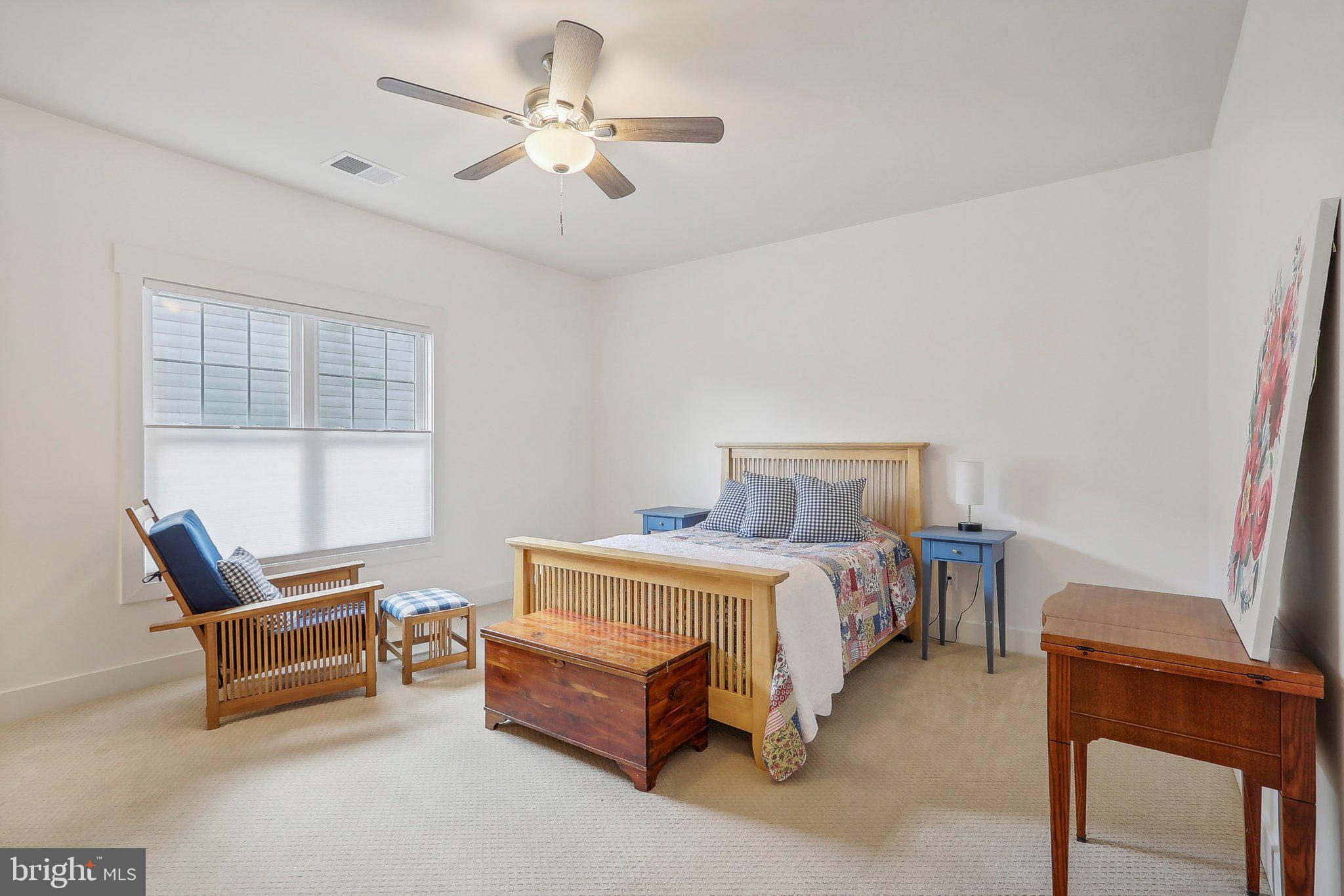 PIMMIT HILLS - Residential