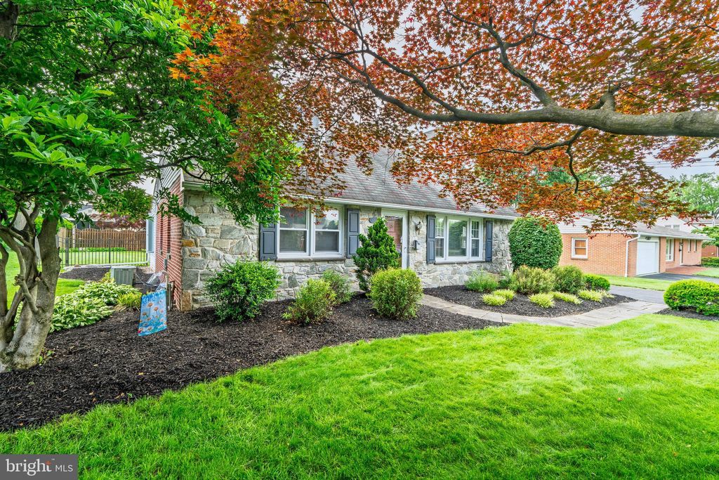 Photo of 6360 Carpenter Street, EAST PETERSBURG, PA 17520 (MLS # PALA2070808)