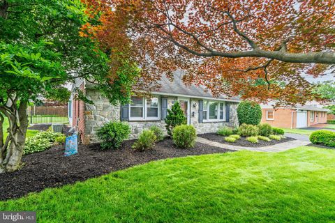 Photo of 6360 Carpenter Street, EAST PETERSBURG, PA 17520 (MLS # PALA2070808)