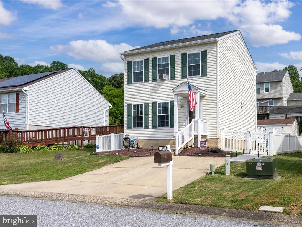 TRIMBLE FIELDS - Residential