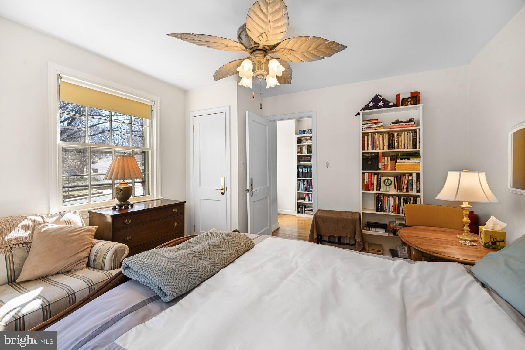 RIDGEWOOD VILLAGE - Residential