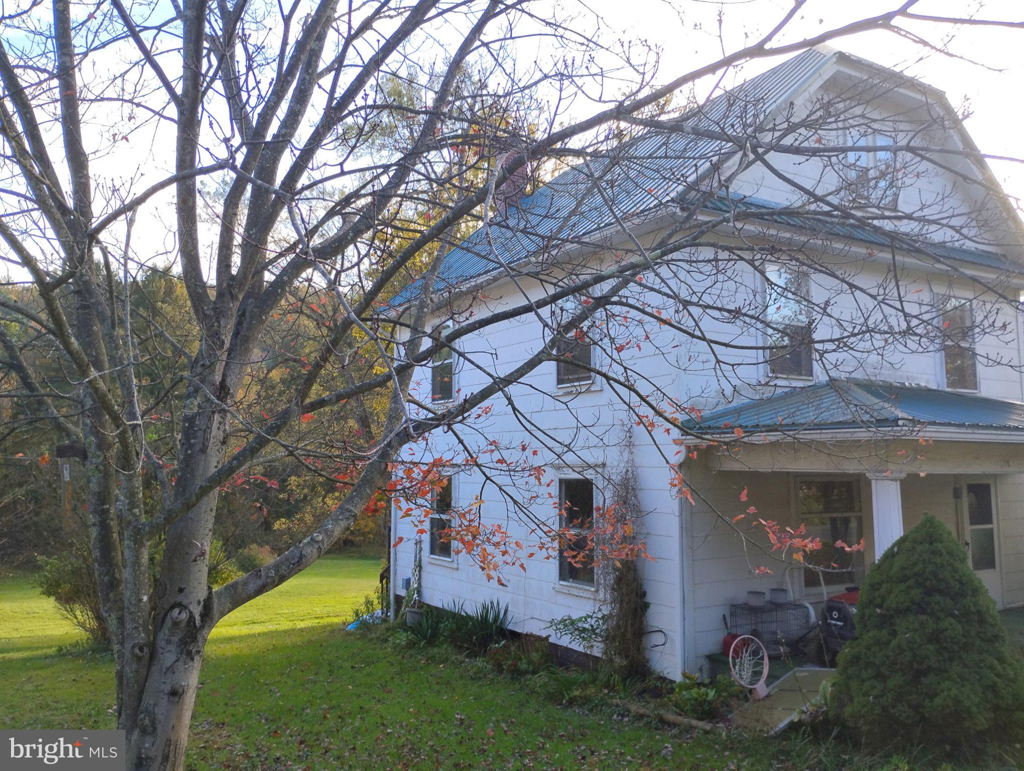 90 RAILROAD STREET