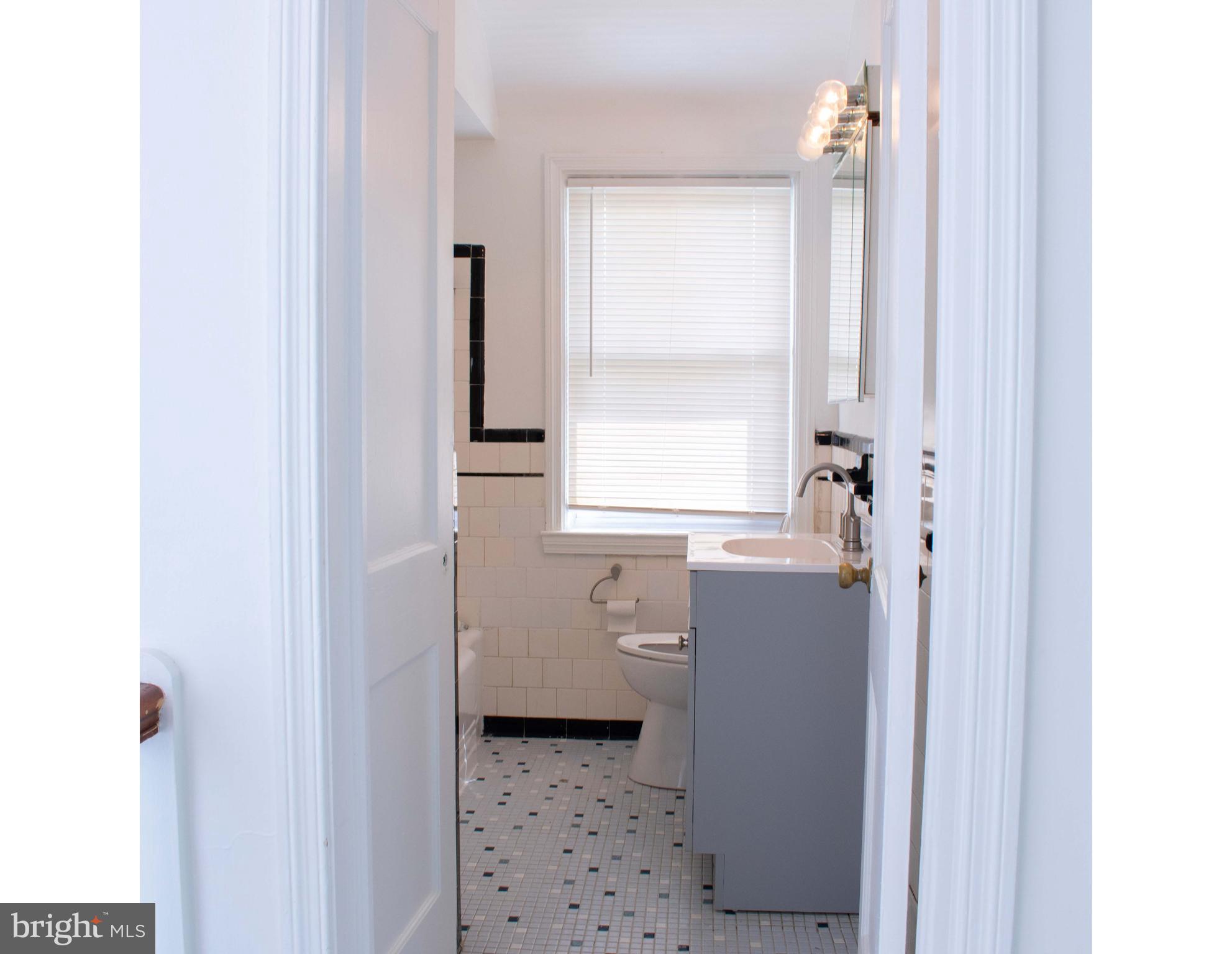 CHINQUAPIN PARK - Residential Lease