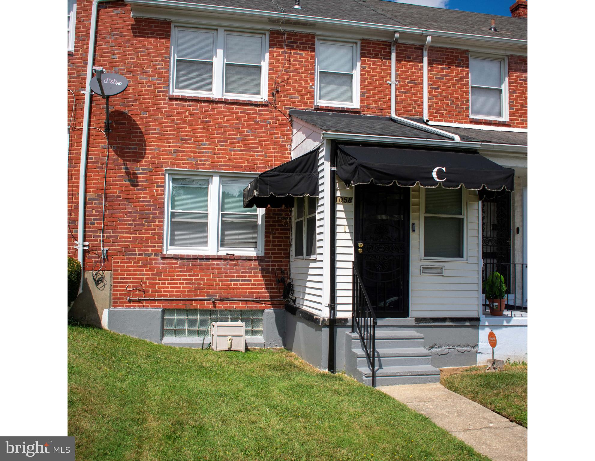 Welcome to your new home! This spacious 3-bedroom, 1.5 bathroom house offers both comfort and convenience in a desirable Baltimore neighborhood. Inside, you'll find granite counter tops, modern laminate flooring , and plenty of  natural light throughout .
Enjoy the added bonus of a detached garage in the back, perfect for parking or extra storage. The home is located just minutes from shopping, dining, and everyday conveniences, making errands and outings a breeze