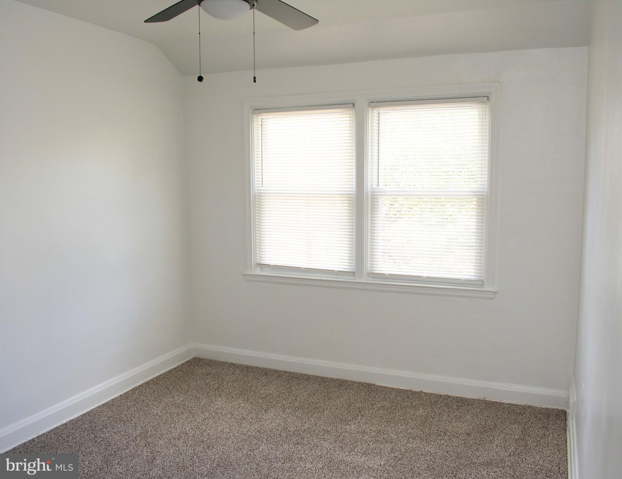 CHINQUAPIN PARK - Residential Lease