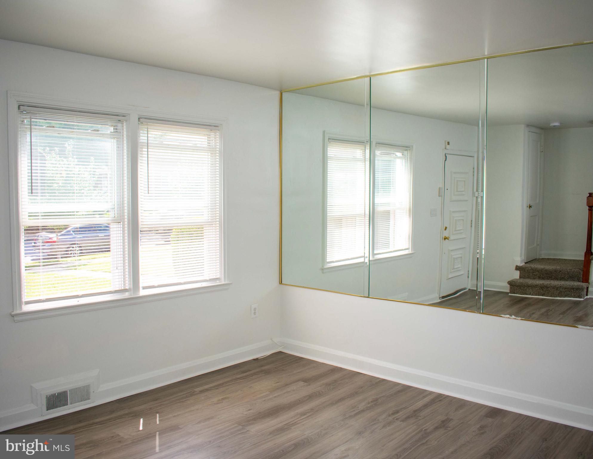 CHINQUAPIN PARK - Residential Lease
