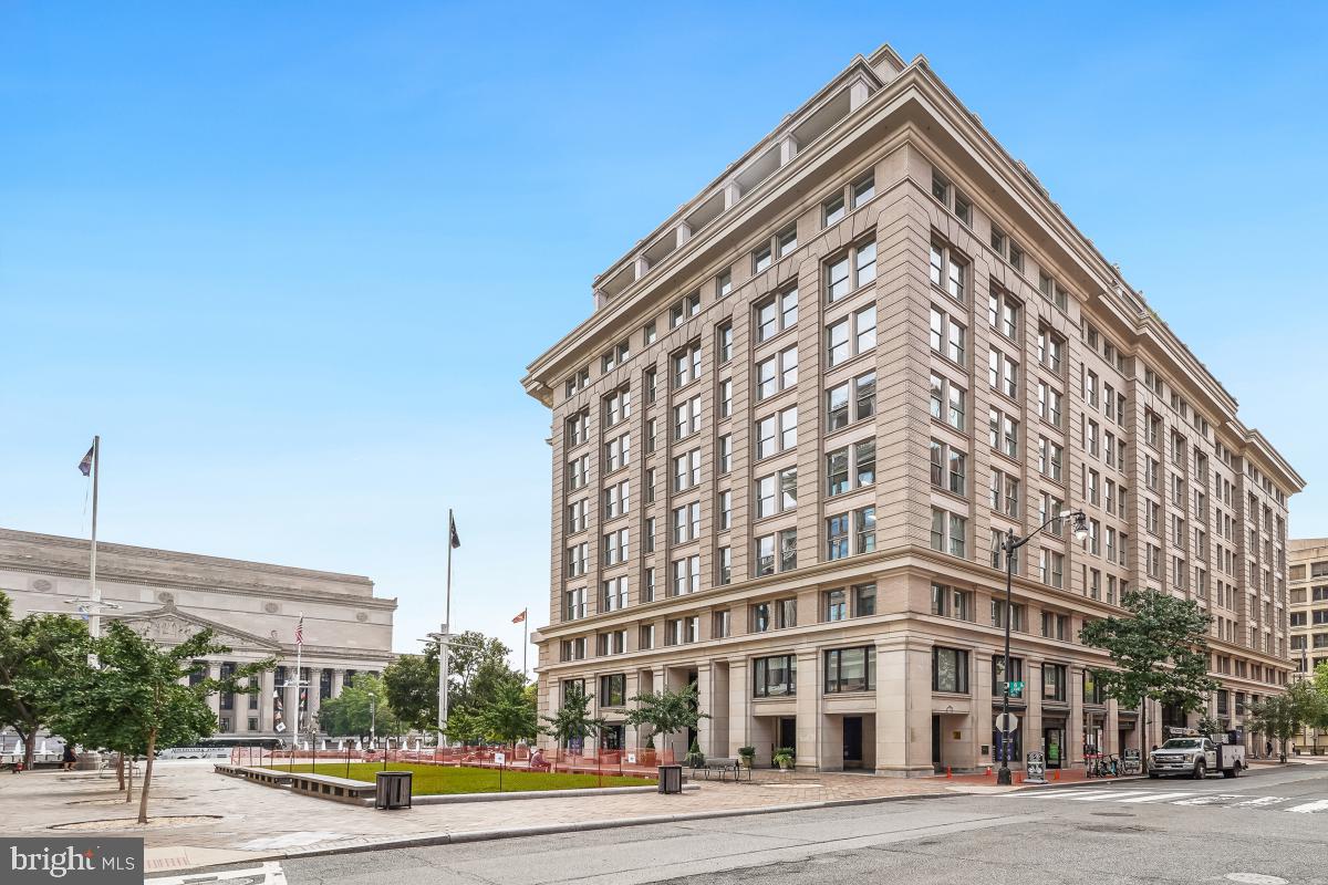 801 PENNSYLVANIA AVENUE NW PH06