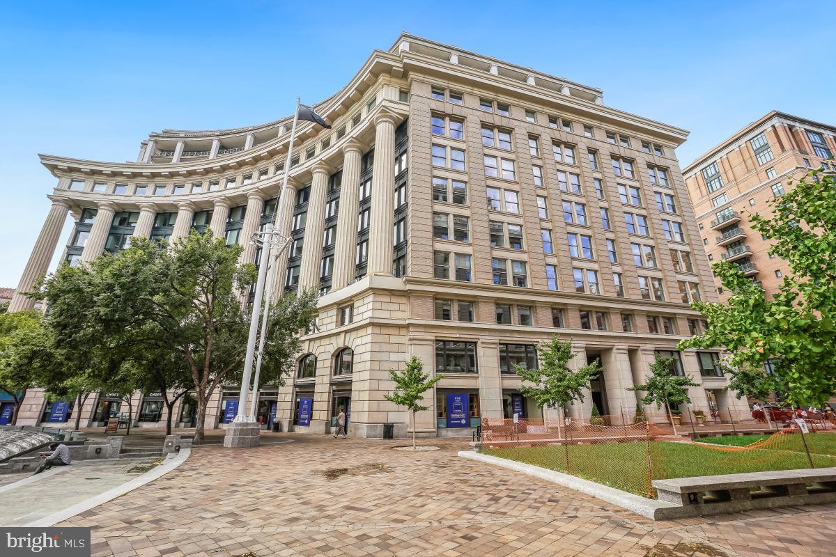 801 PENNSYLVANIA AVENUE NW PH06