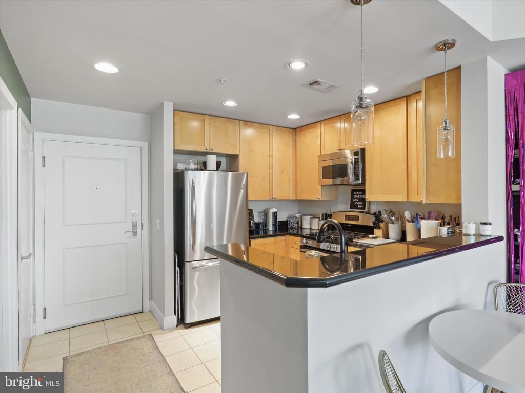 Photo of 3600 S Glebe Road #414W, ARLINGTON, VA 22202 (MLS # VAAR2065412)