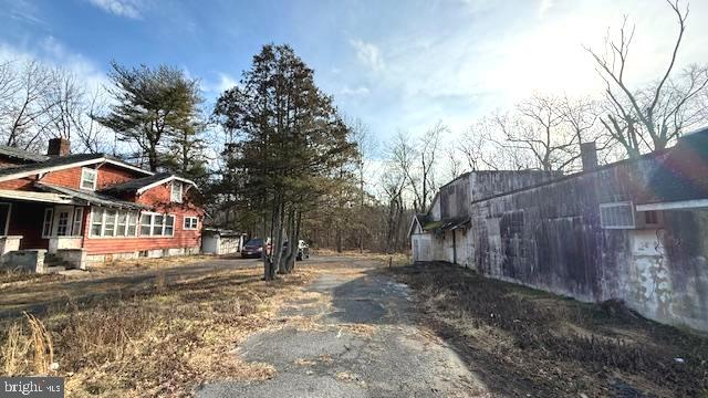 465 LAKEWOOD FARMINGDALE