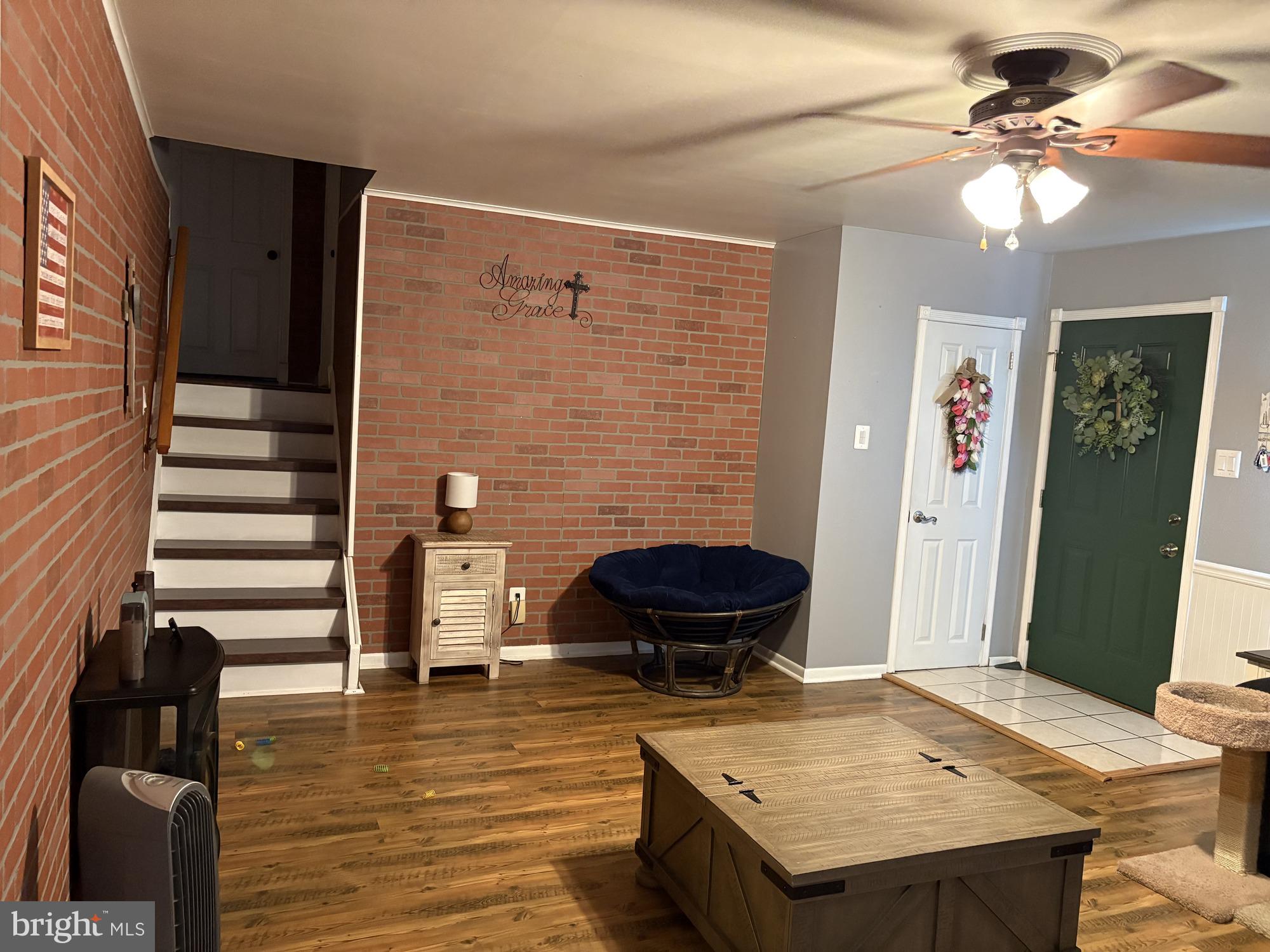 WILLOW FARMS - Residential
