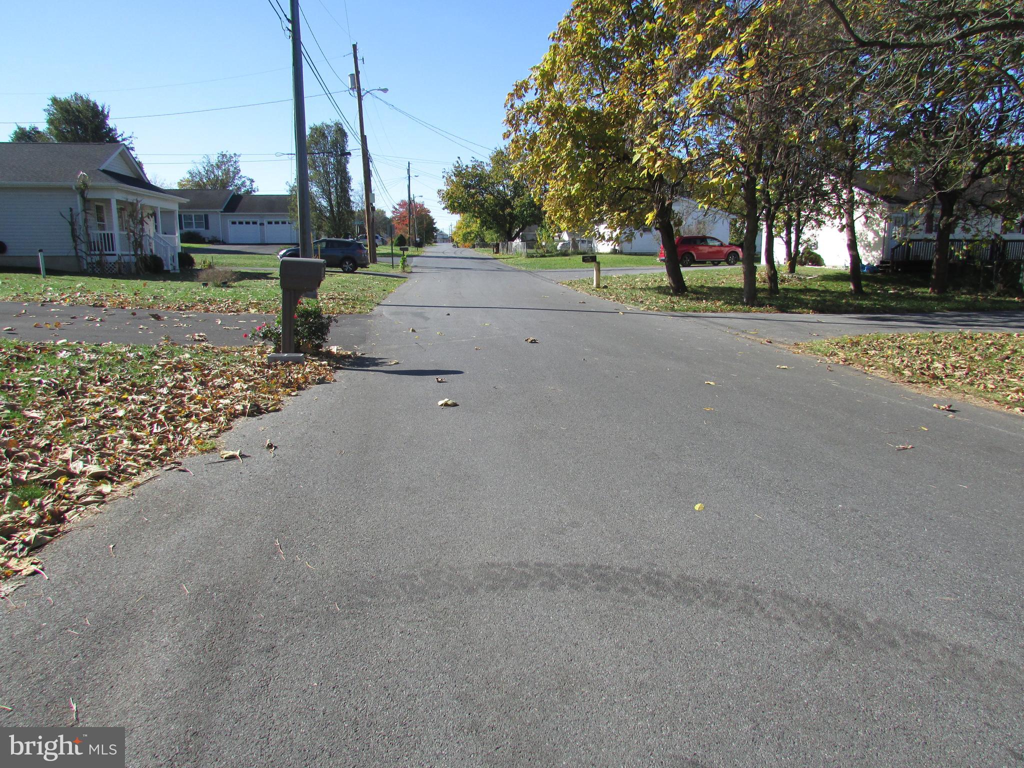 FAIRGROUND HEIGHTS - Land