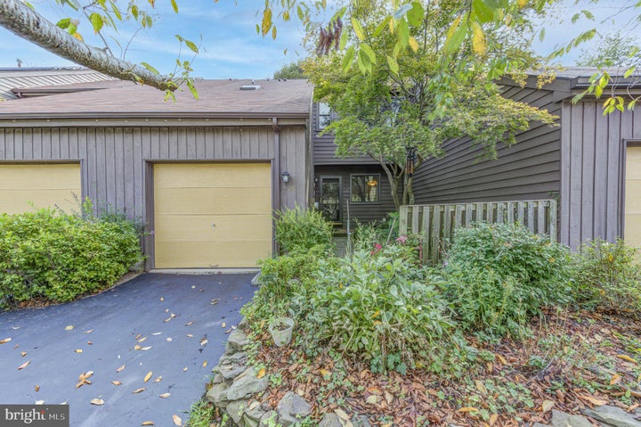 Photo 1 of 38 — 20 REBECCA COURT, EWING, NJ 08628
