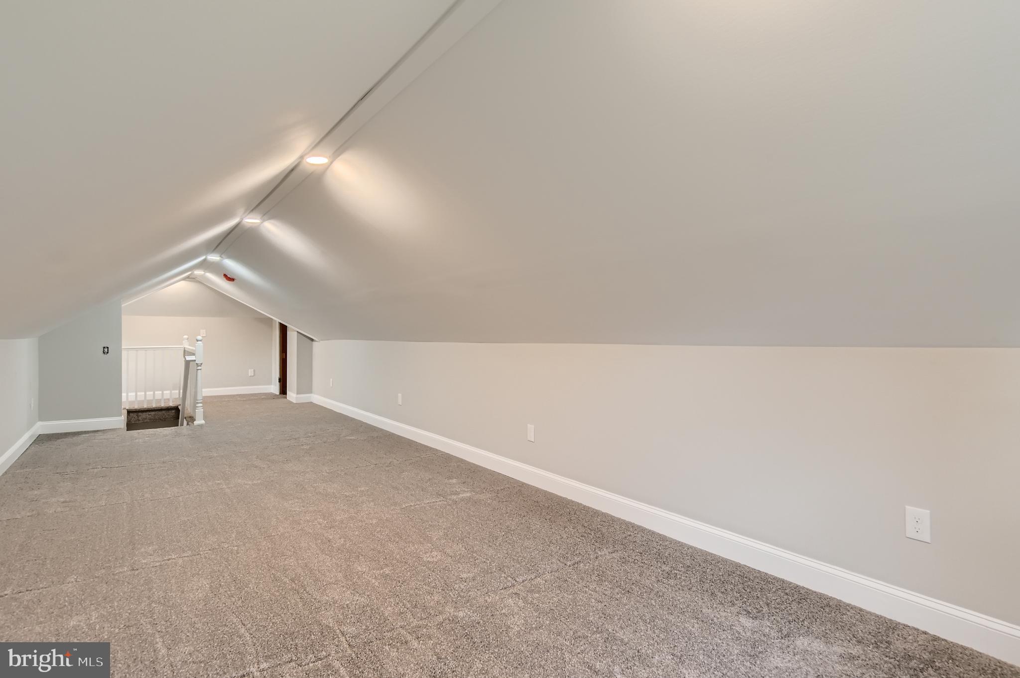 LUTHERVILLE - Residential