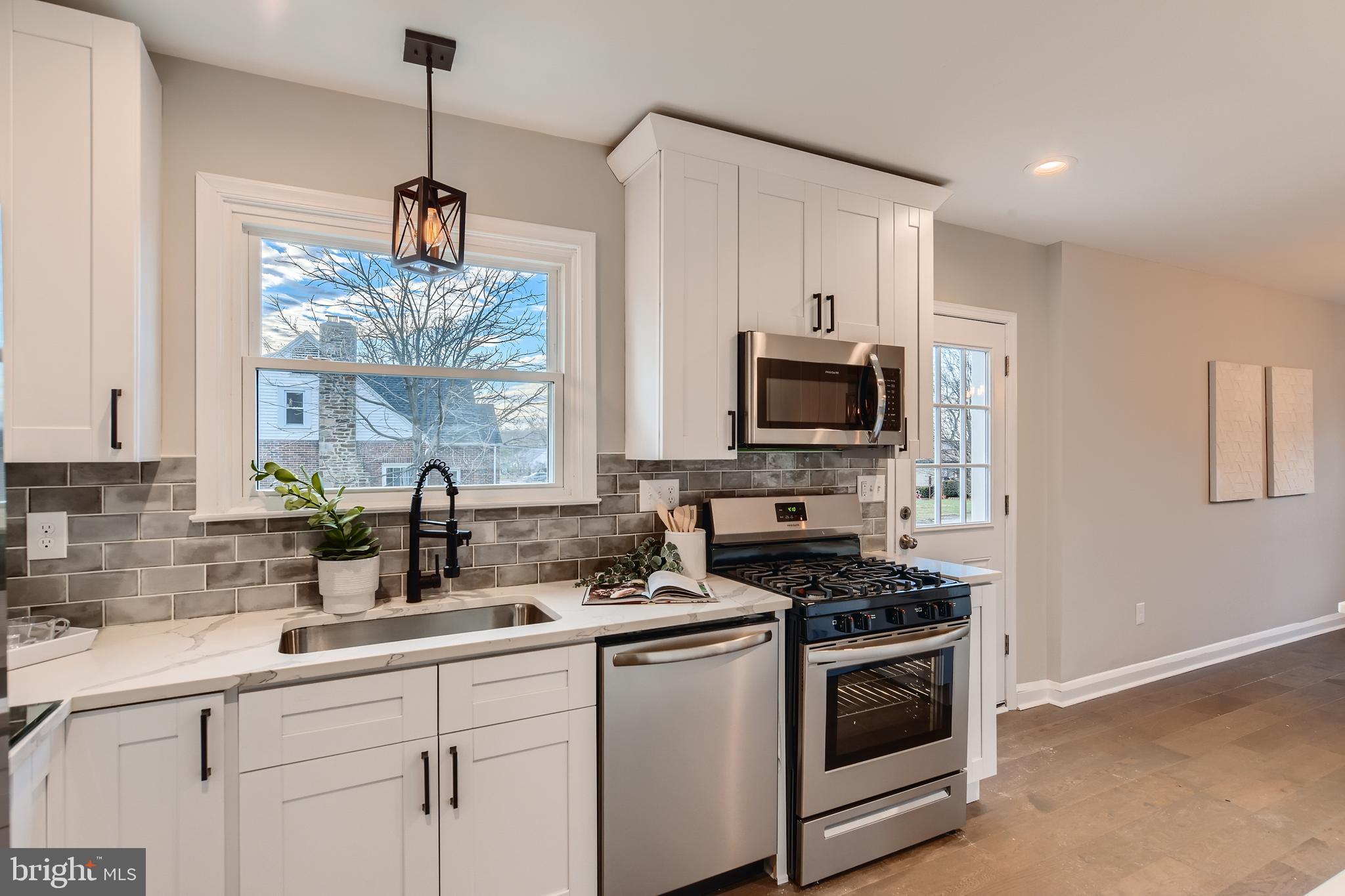 LUTHERVILLE - Residential