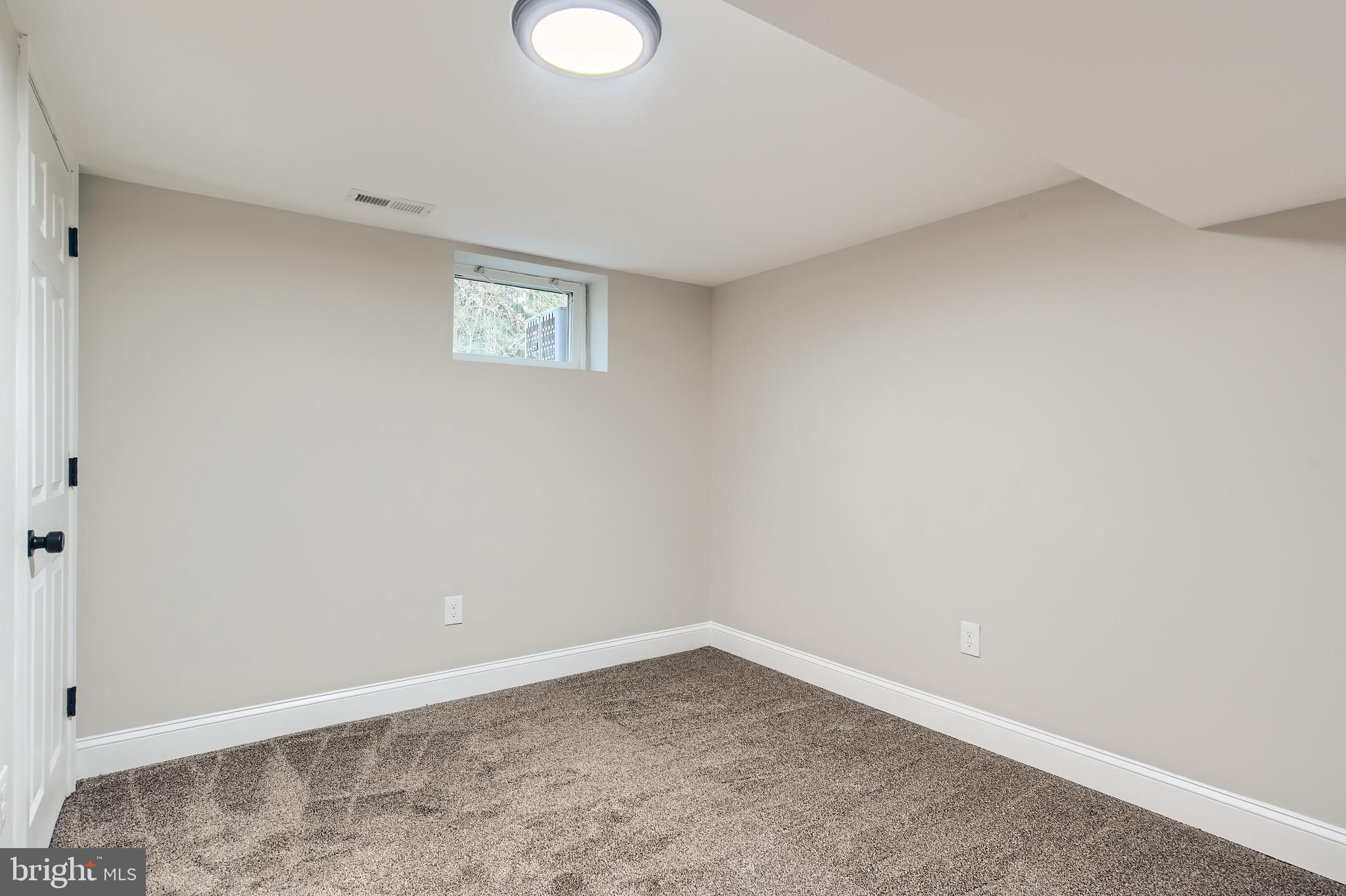 LUTHERVILLE - Residential