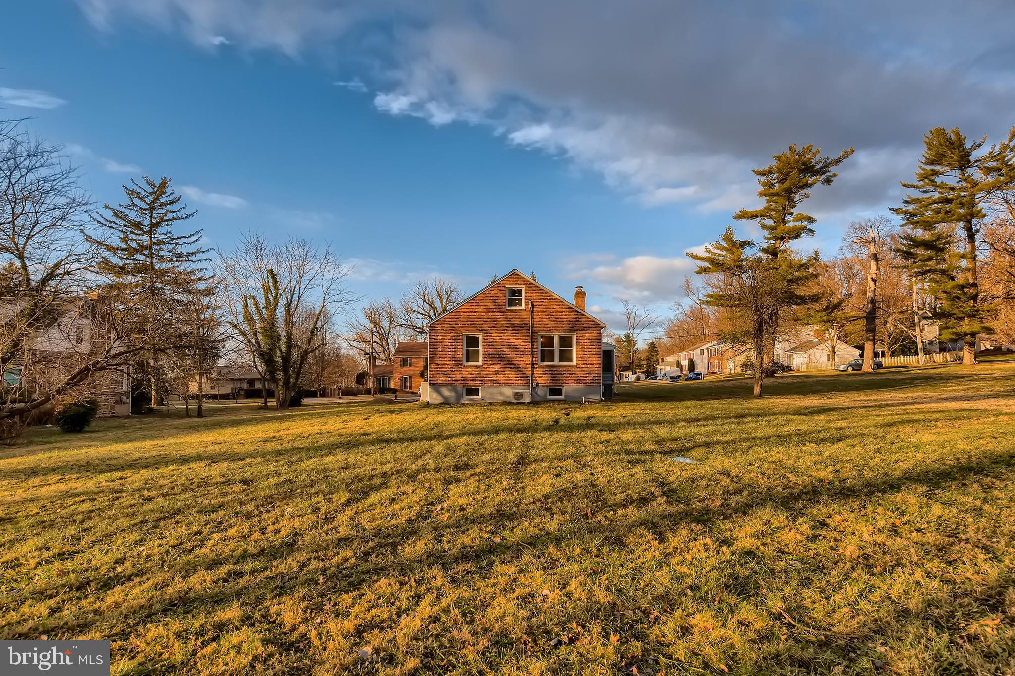 LUTHERVILLE - Residential