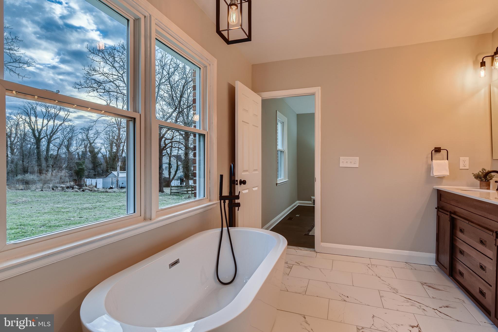 LUTHERVILLE - Residential