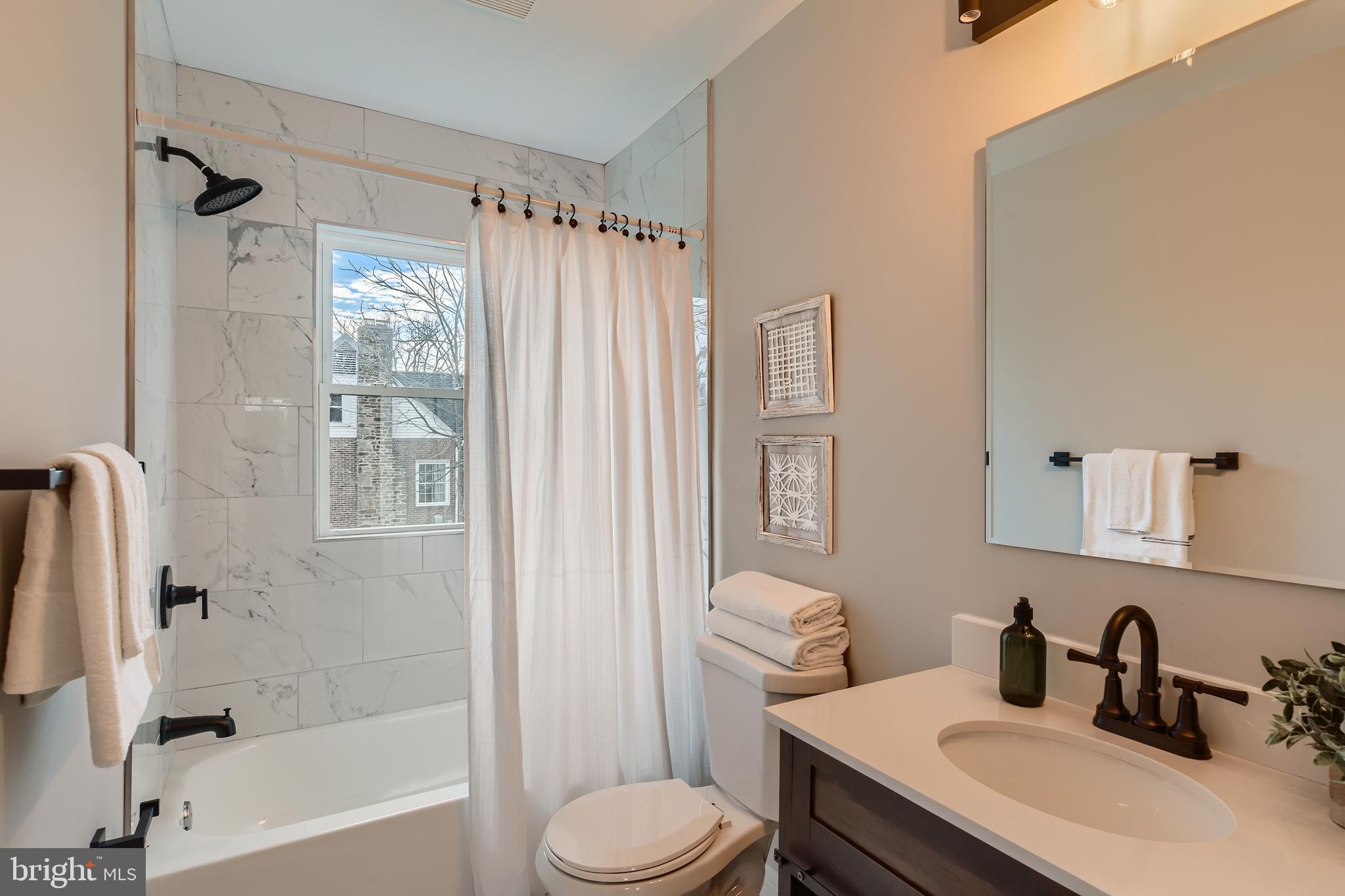 LUTHERVILLE - Residential