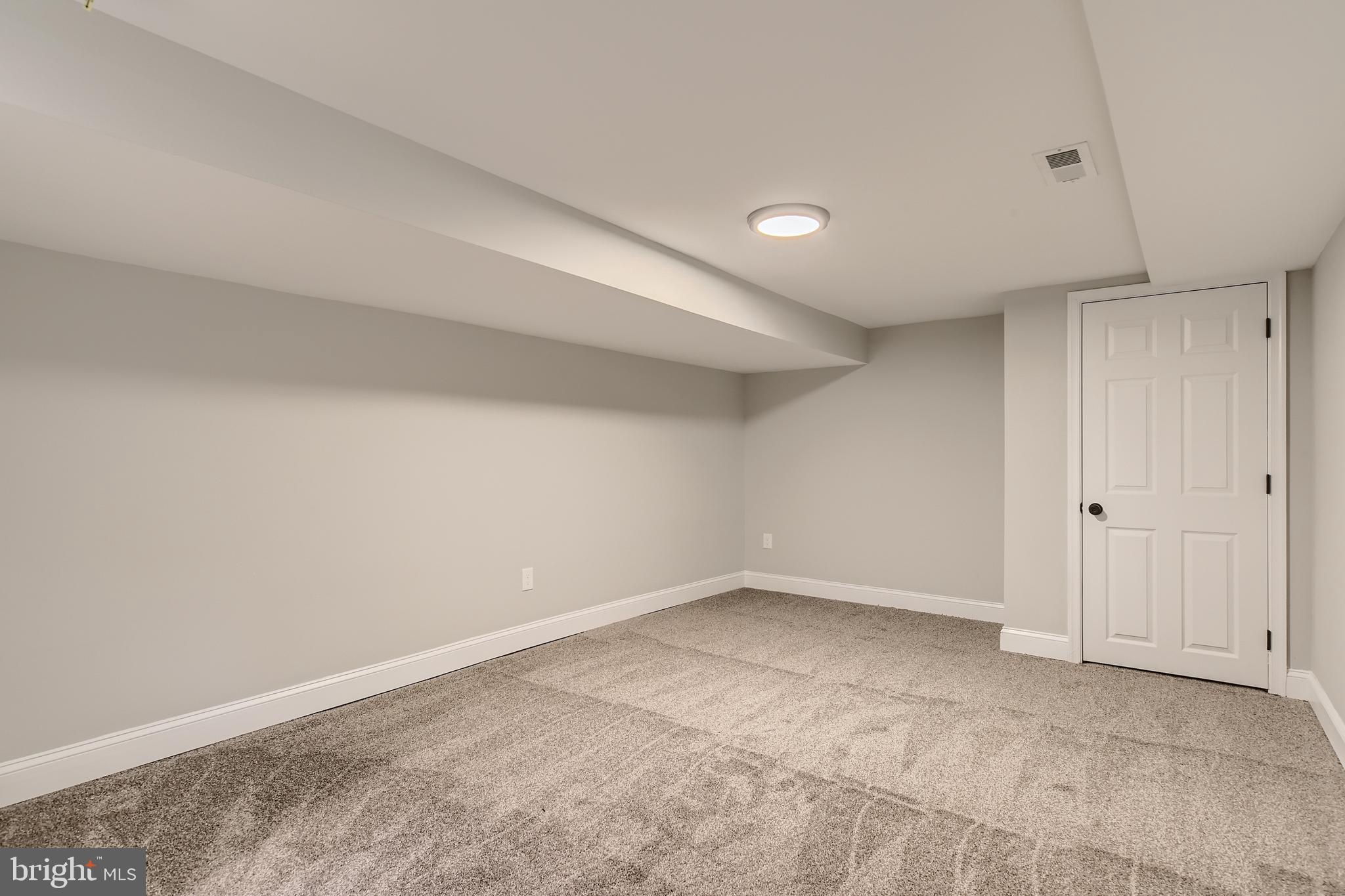 LUTHERVILLE - Residential