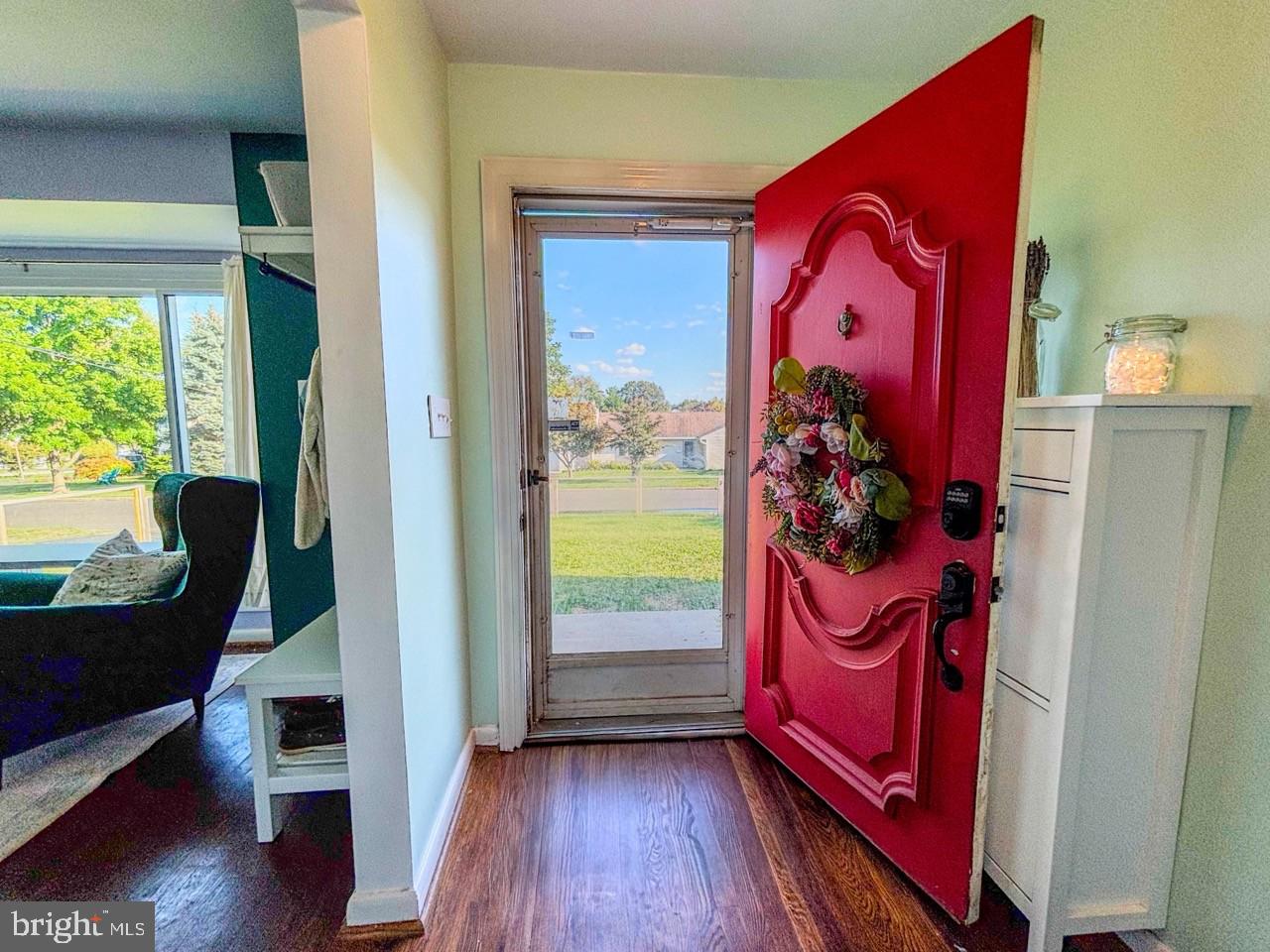 SHADY GROVE MANOR - Residential