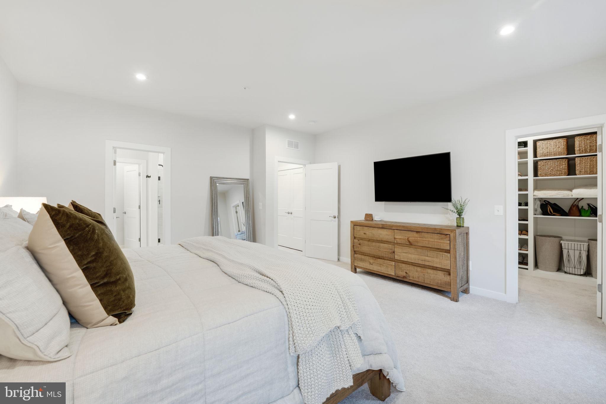 PARK AT FAIR OAKS - Residential