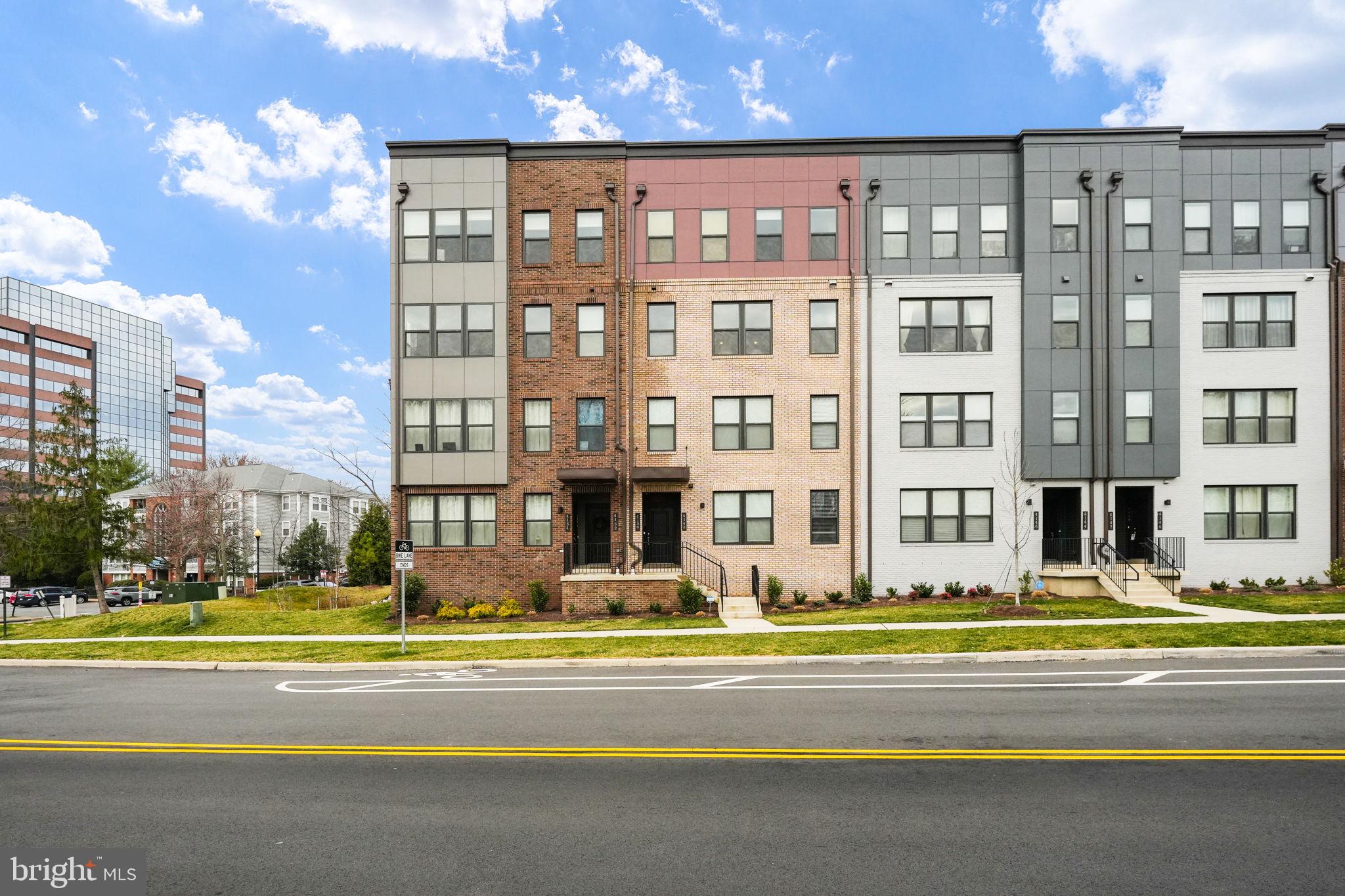 PARK AT FAIR OAKS - Residential