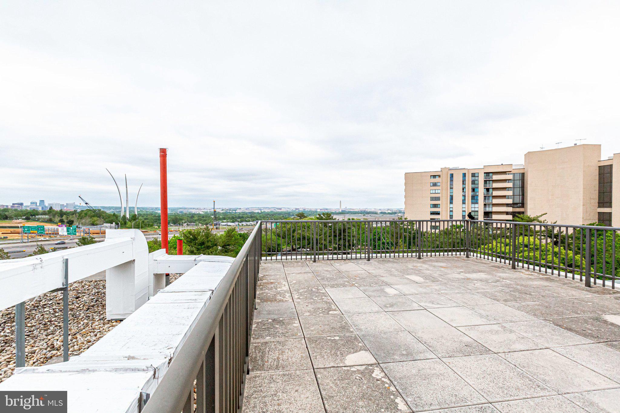 HORIZON HOUSE - Residential