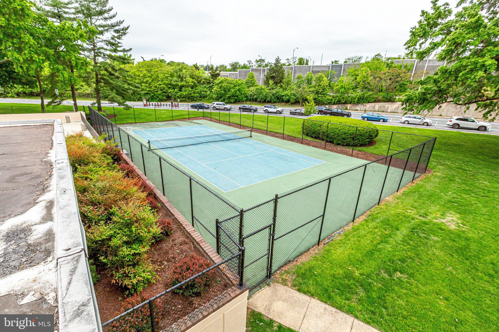 HORIZON HOUSE - Residential