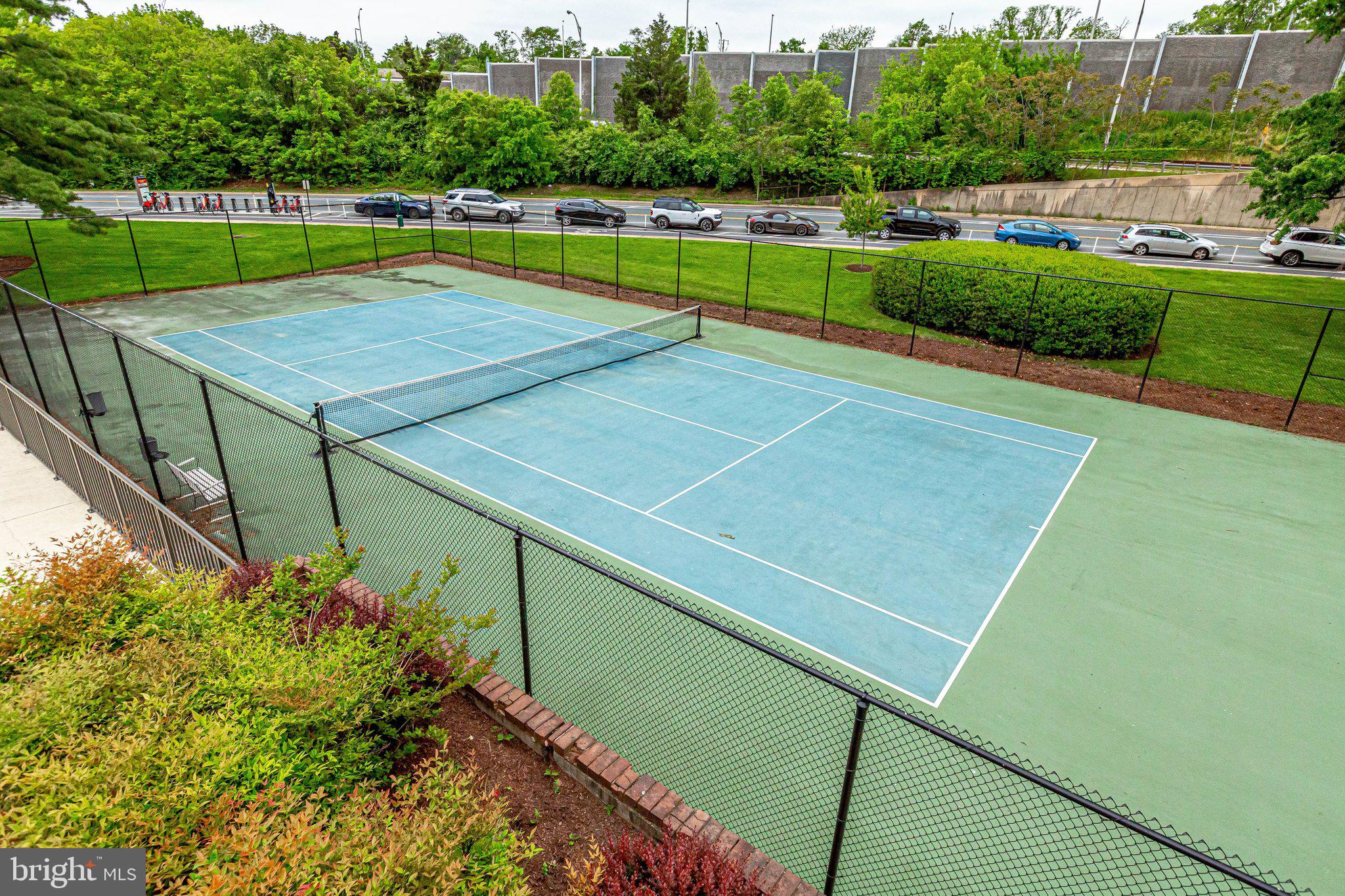 HORIZON HOUSE - Residential