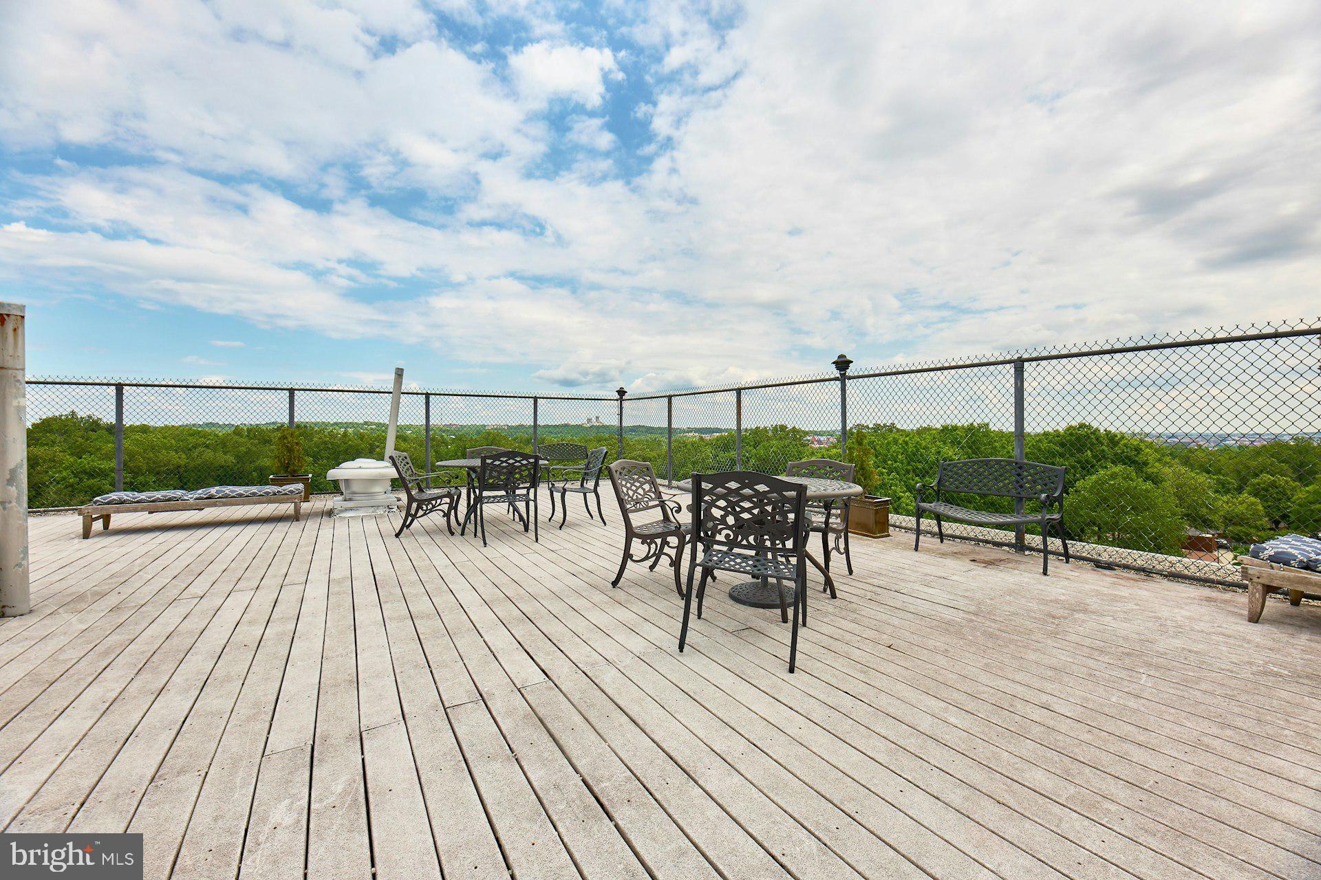 CIRCLE CONDOMINIUMS - Residential Lease