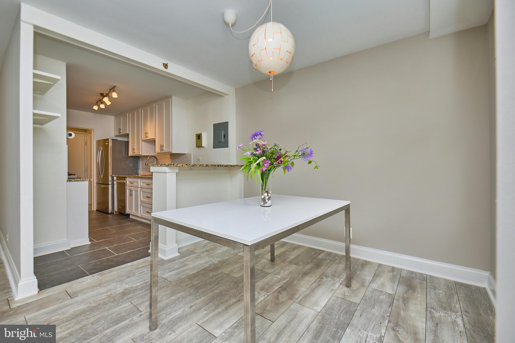 CIRCLE CONDOMINIUMS - Residential Lease