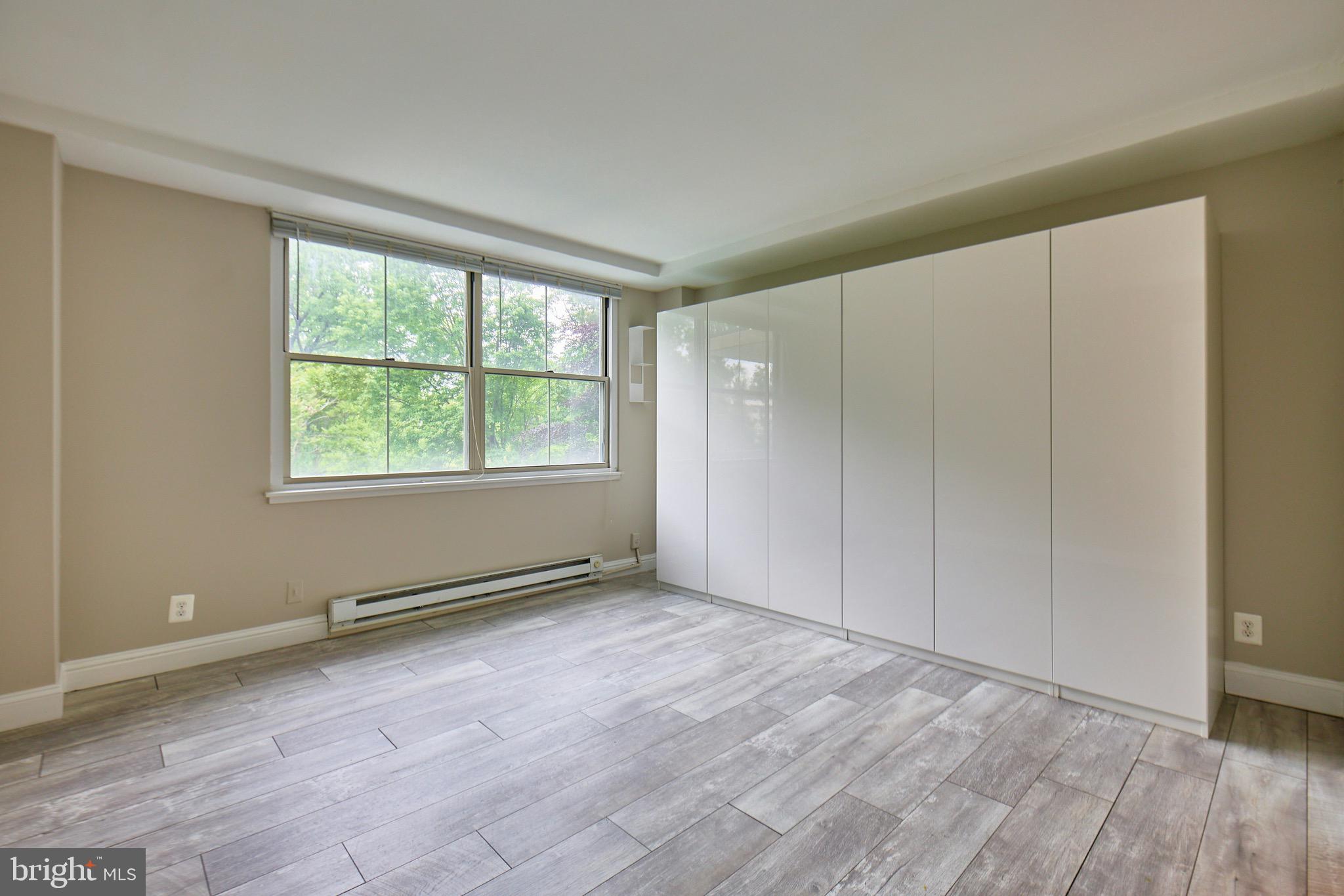 CIRCLE CONDOMINIUMS - Residential Lease