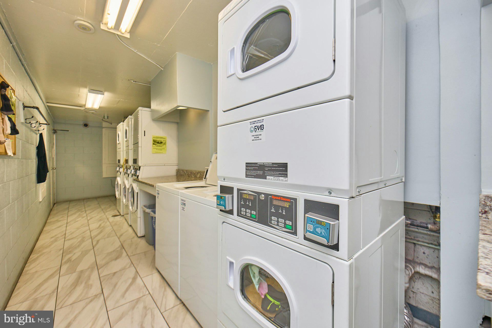 CIRCLE CONDOMINIUMS - Residential Lease