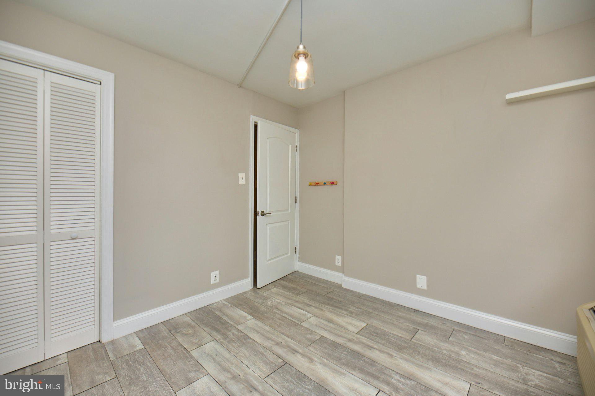 CIRCLE CONDOMINIUMS - Residential Lease