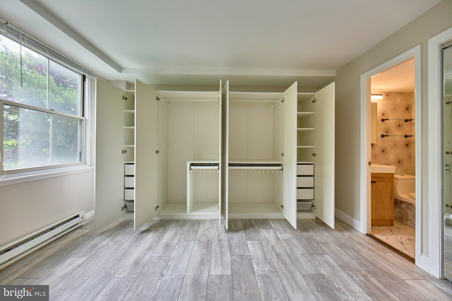 CIRCLE CONDOMINIUMS - Residential Lease