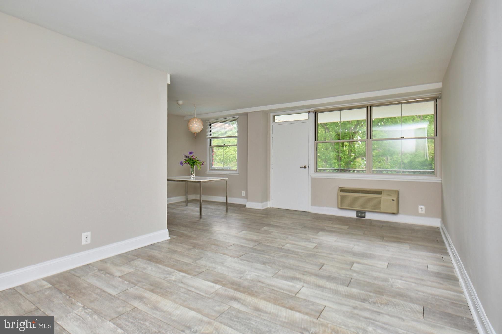 CIRCLE CONDOMINIUMS - Residential Lease