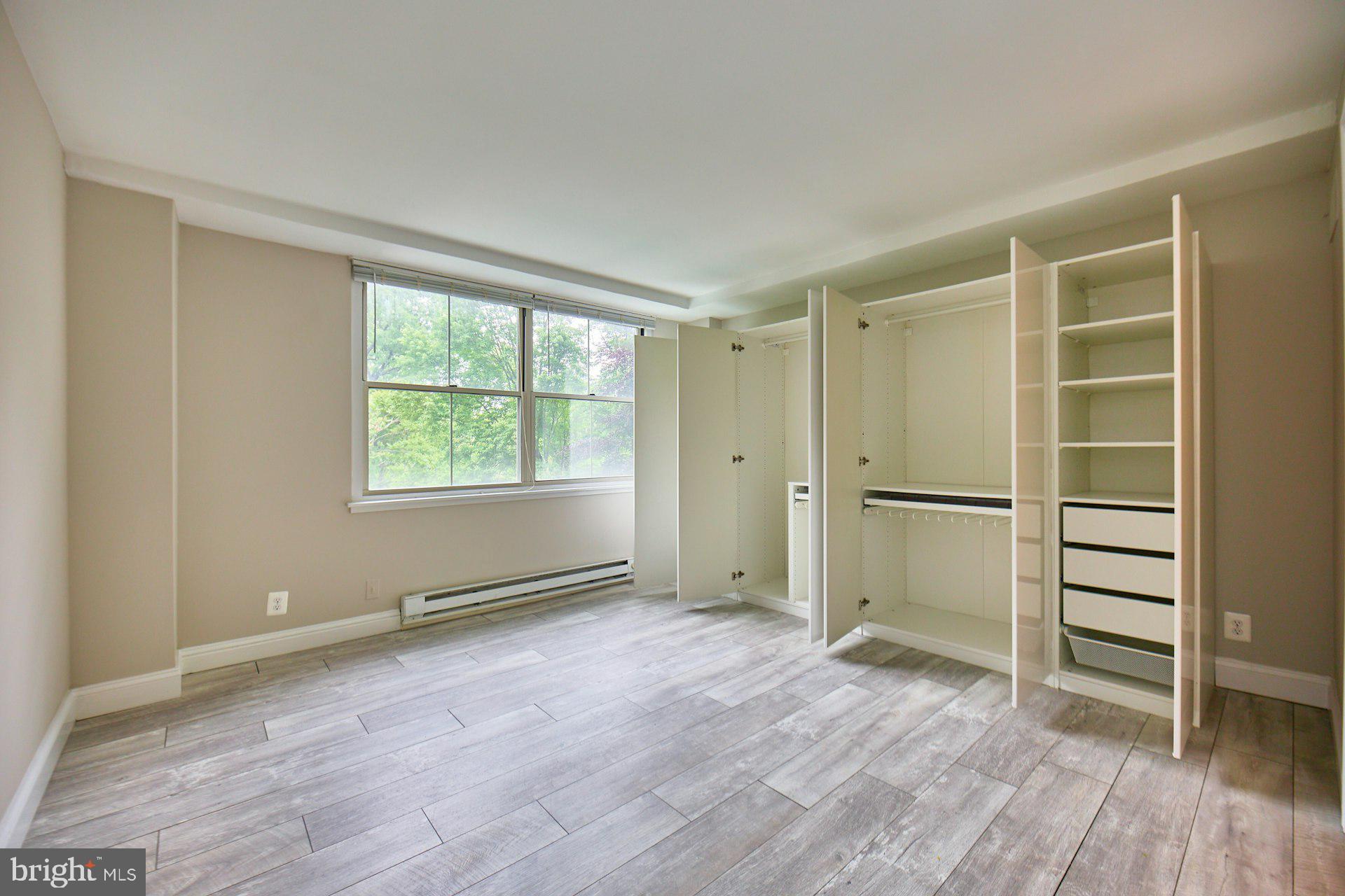 CIRCLE CONDOMINIUMS - Residential Lease