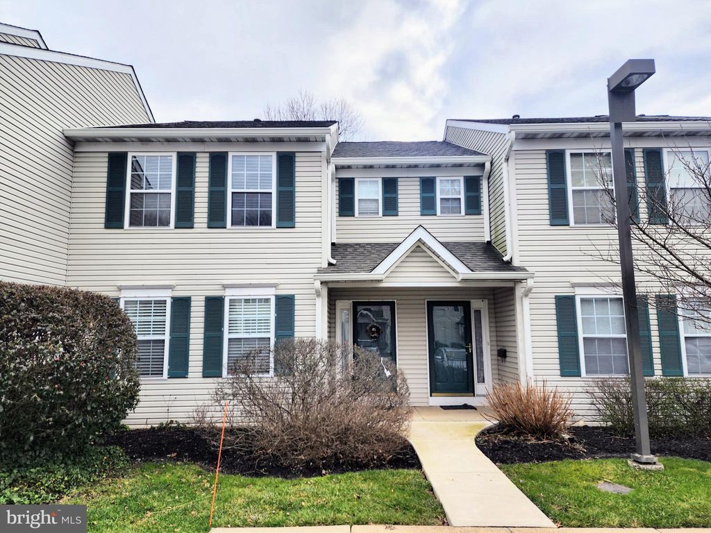 Photo of 156 Yorkshire Way, HATBORO, PA 19040 (MLS # PAMC2158968)