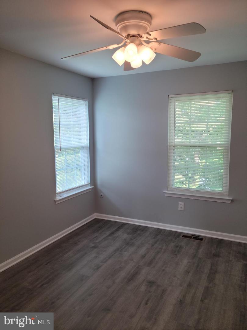 YORKSHIRE COMMONS - Residential Lease