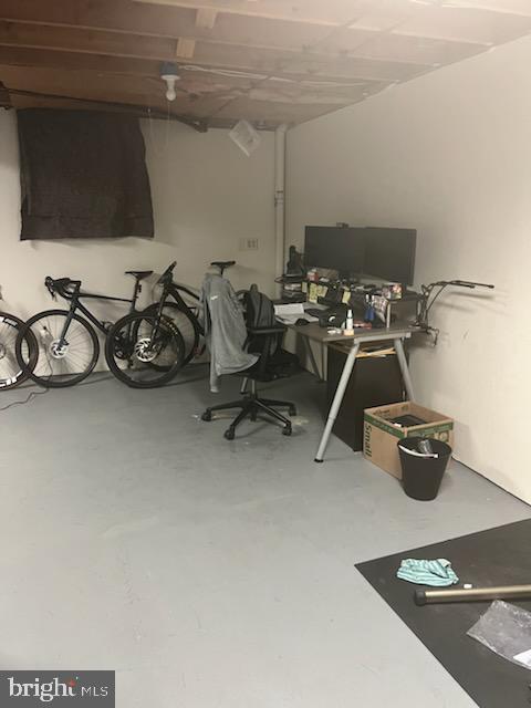 YORKSHIRE COMMONS - Residential Lease