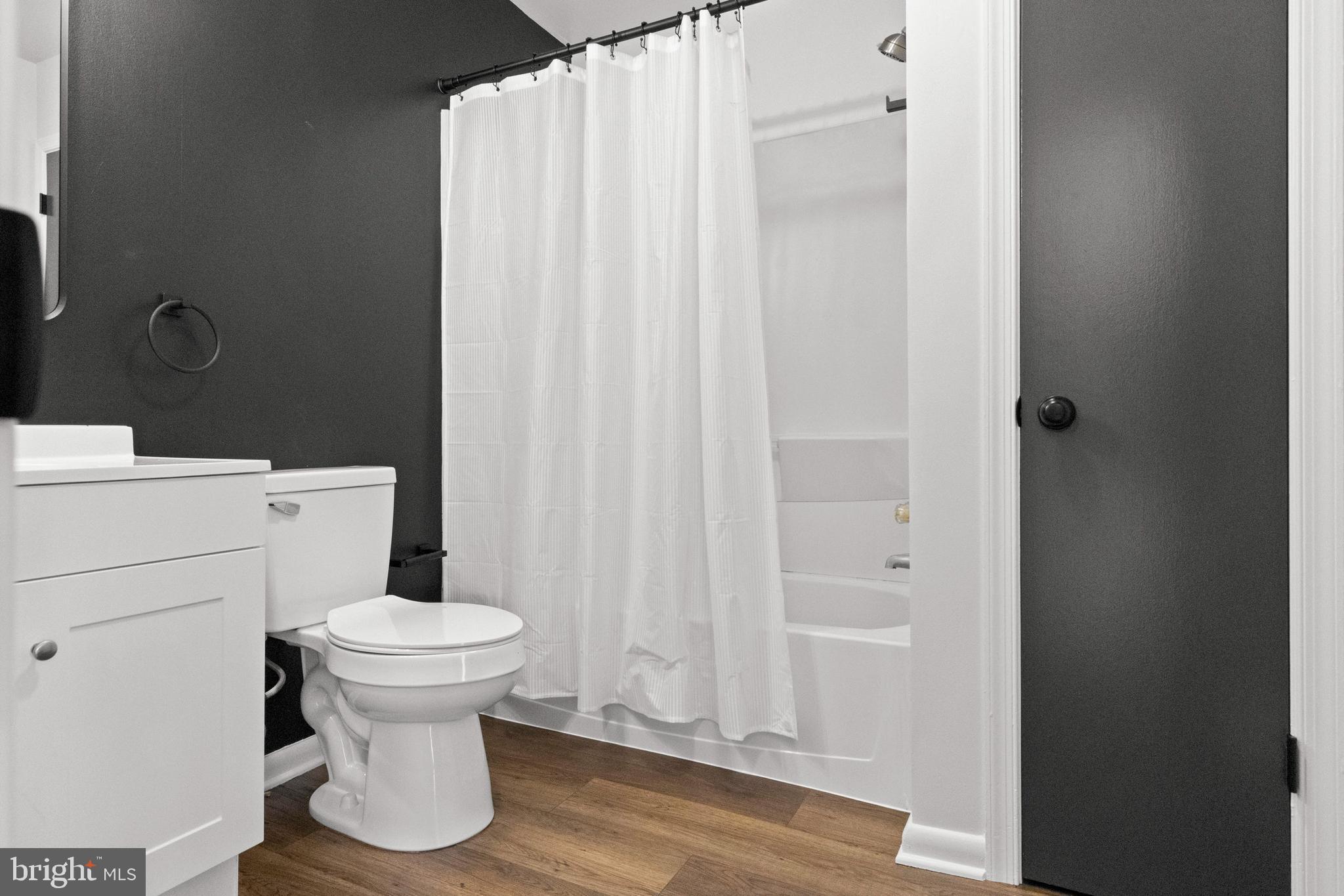 CHESTER HARBOR - Residential