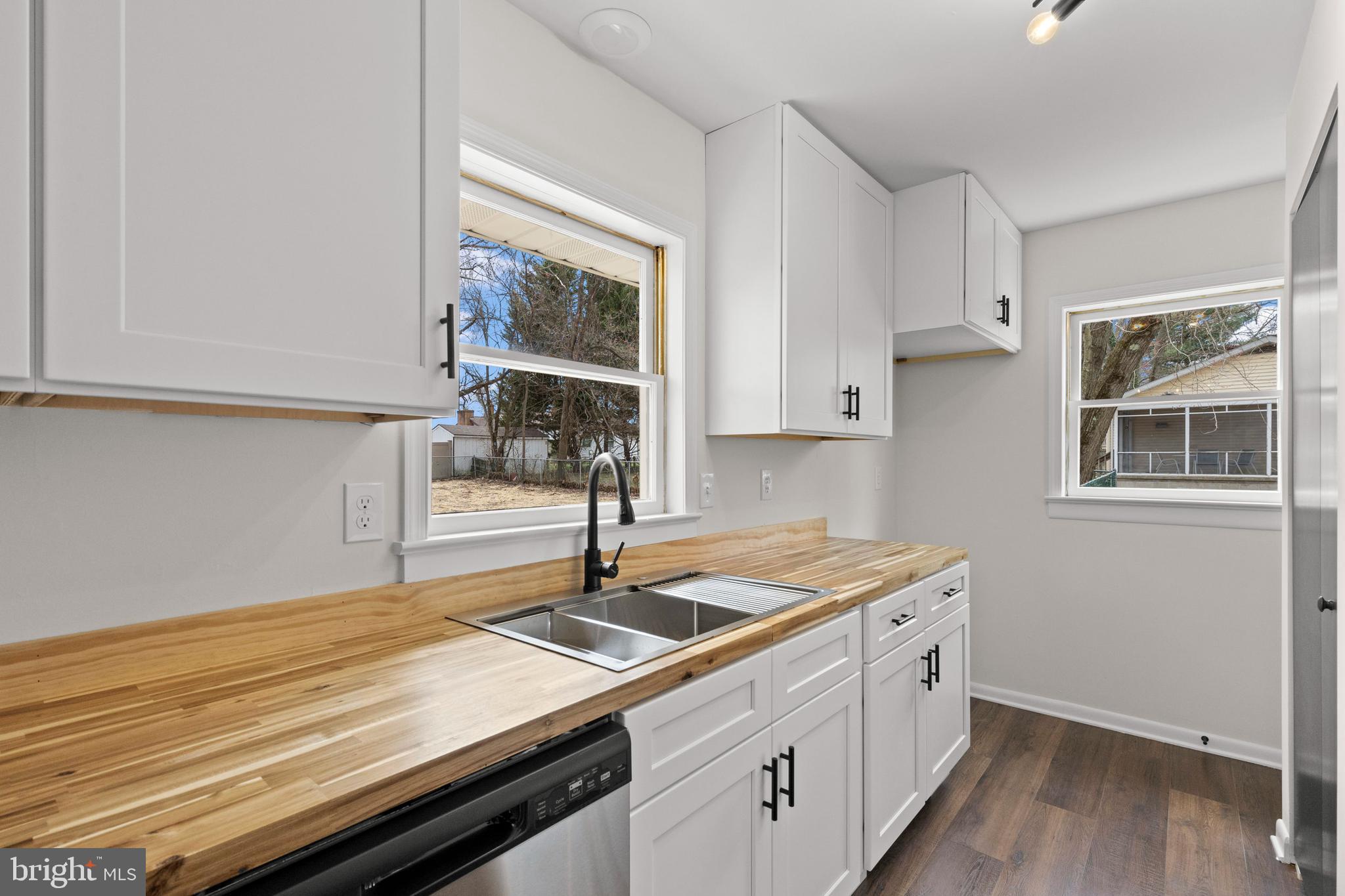 CHESTER HARBOR - Residential