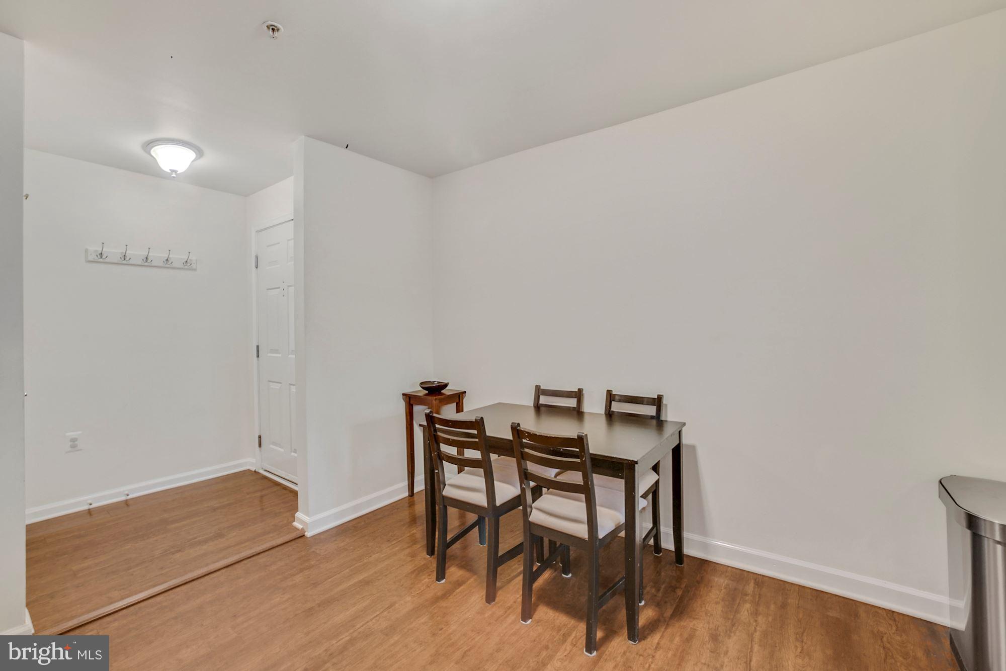 WEST VILLAGE OF SHIRLINGTON - Residential