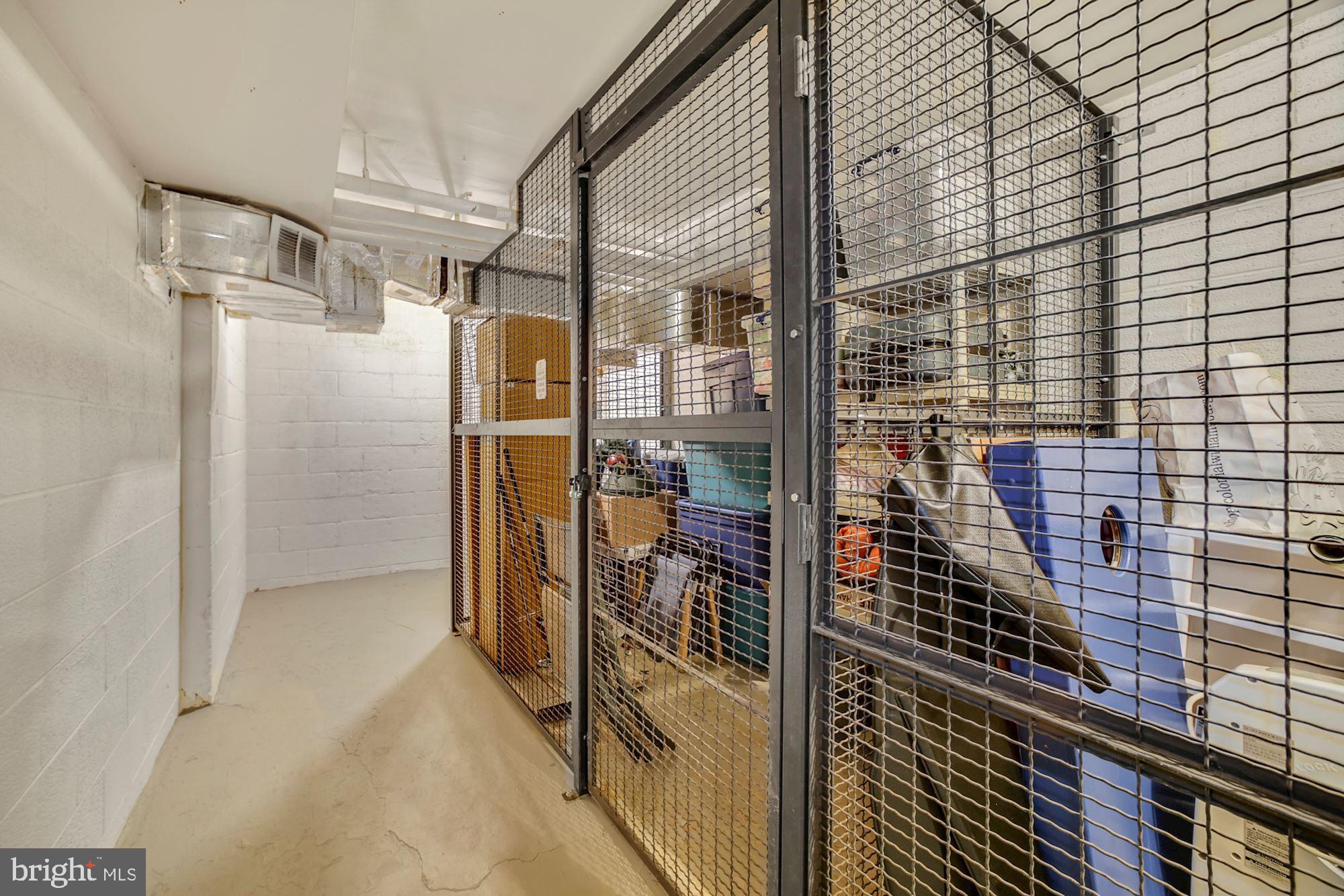 WEST VILLAGE OF SHIRLINGTON - Residential